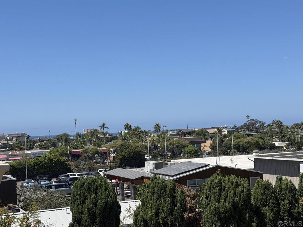 251 N Rios Avenue