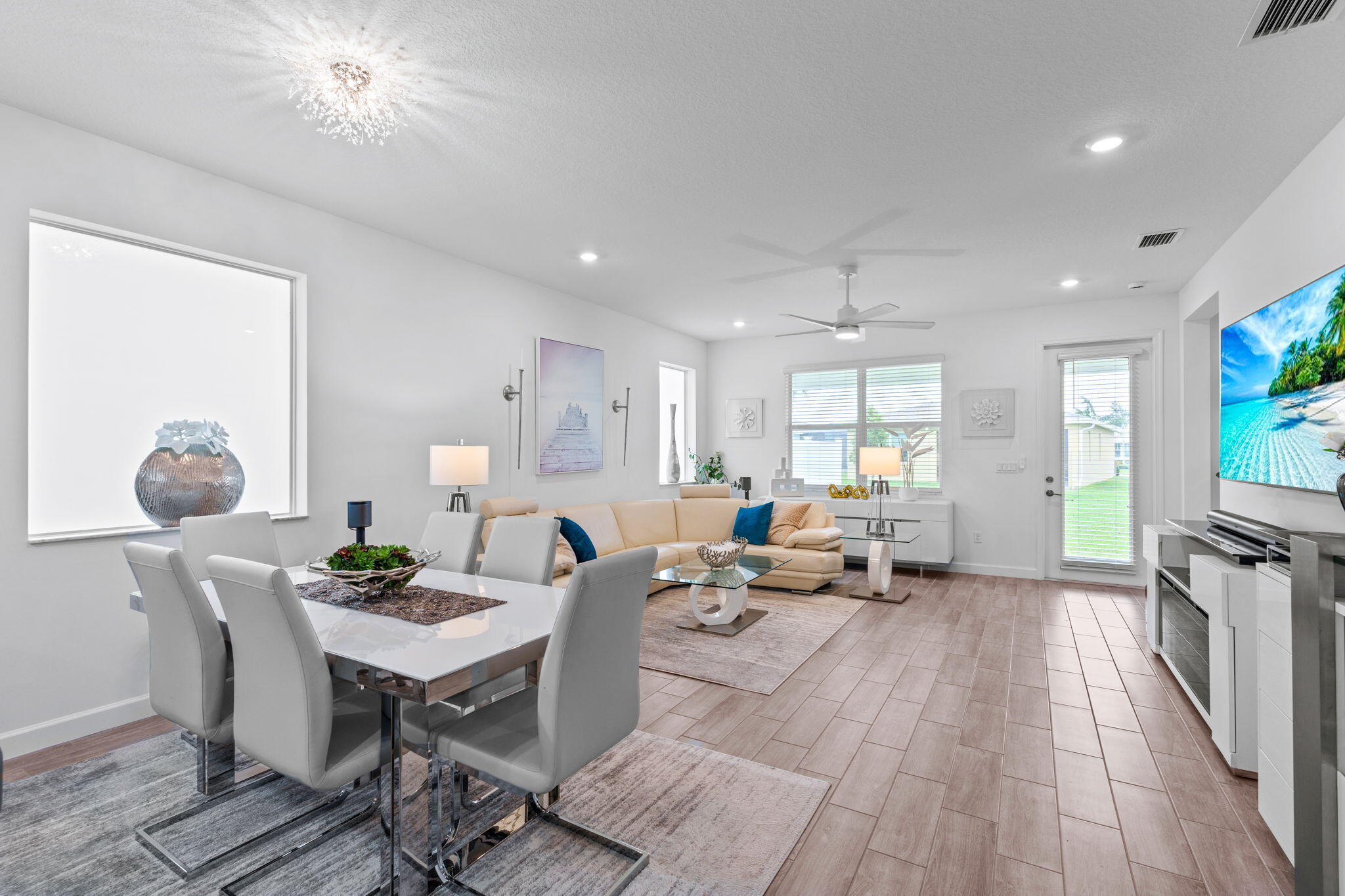 5726 Graceful Way