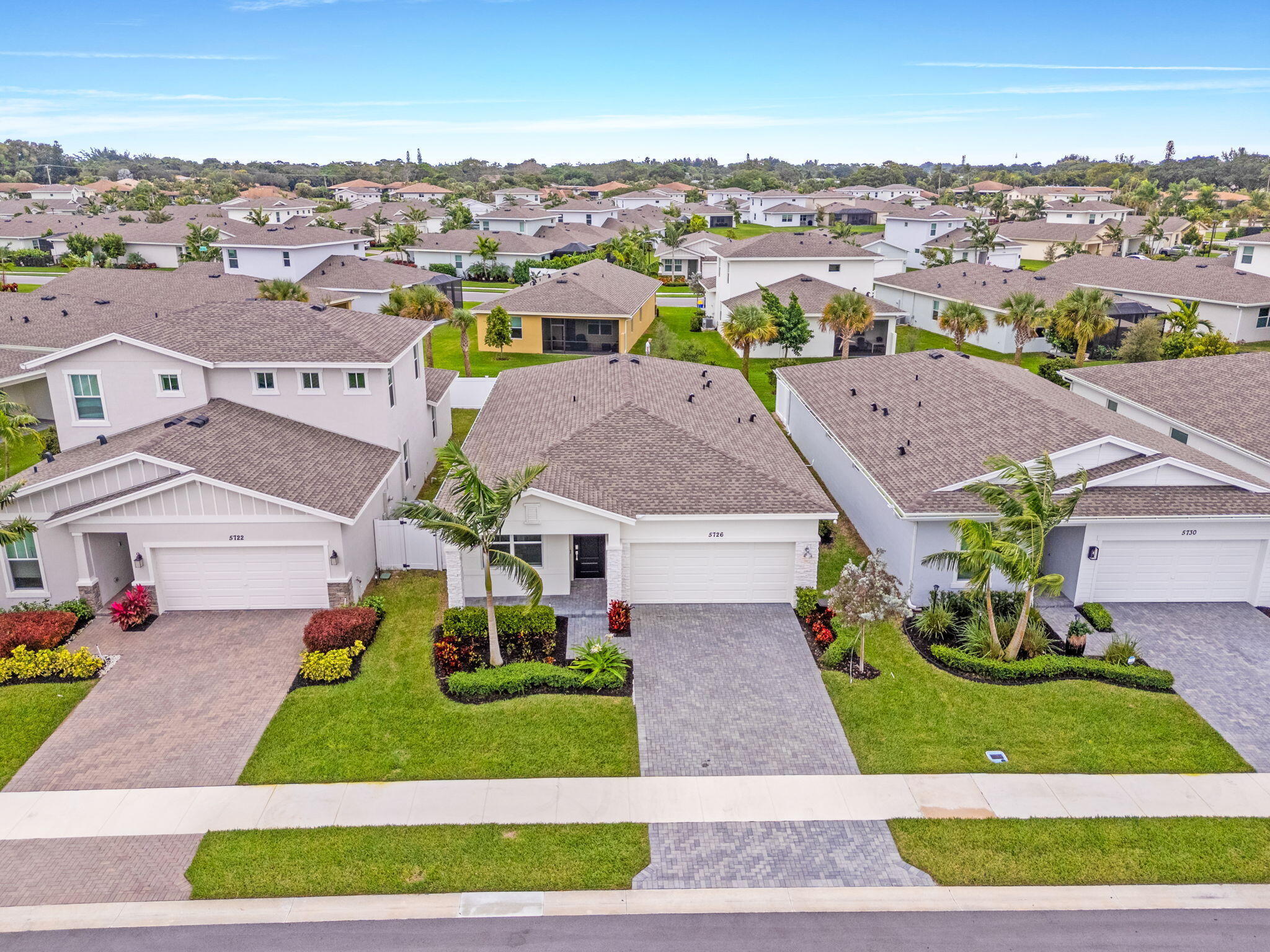 5726 Graceful Way