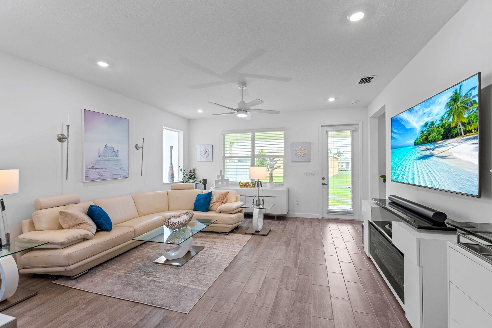 5726 Graceful Way