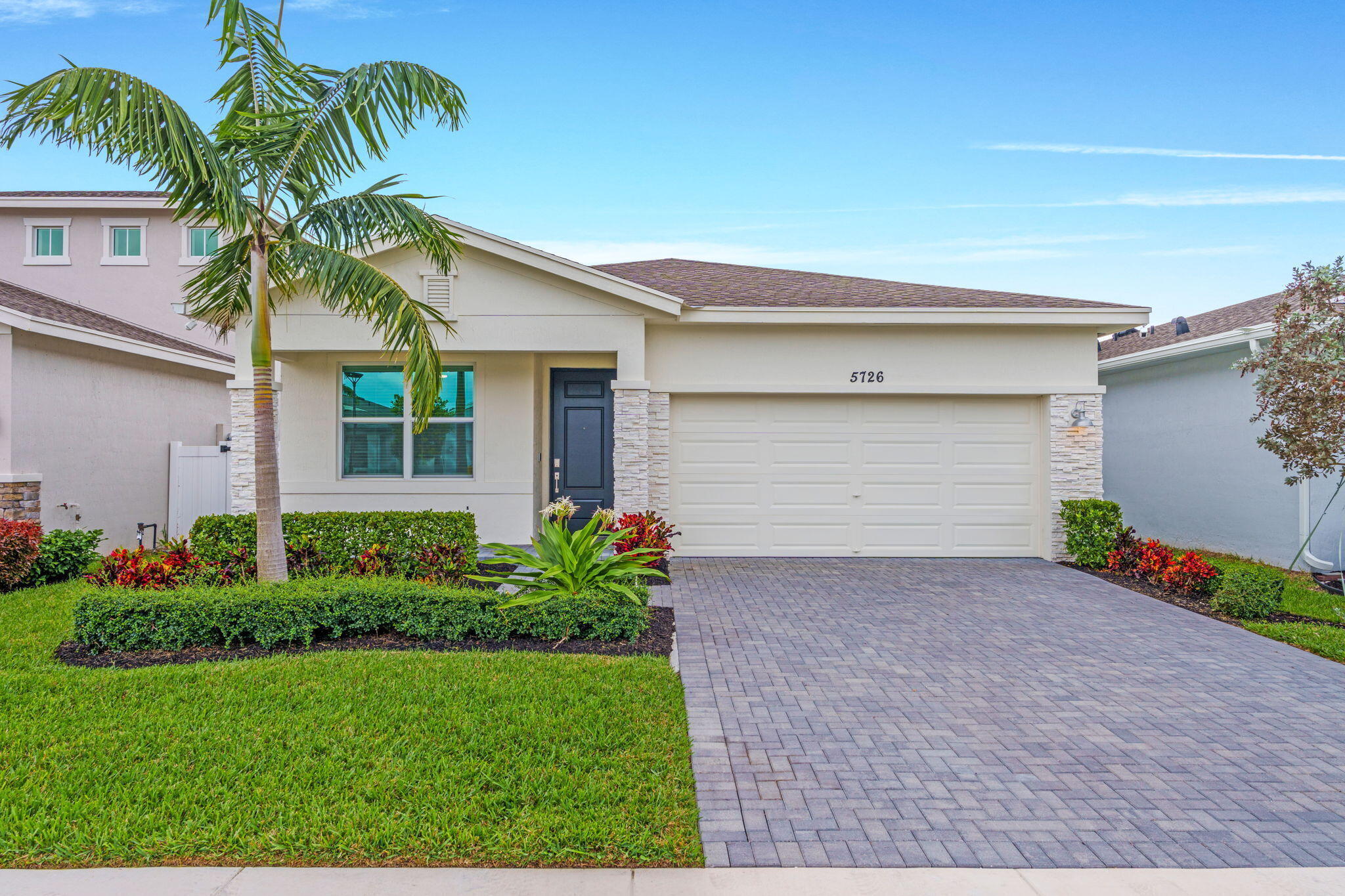 5726 Graceful Way