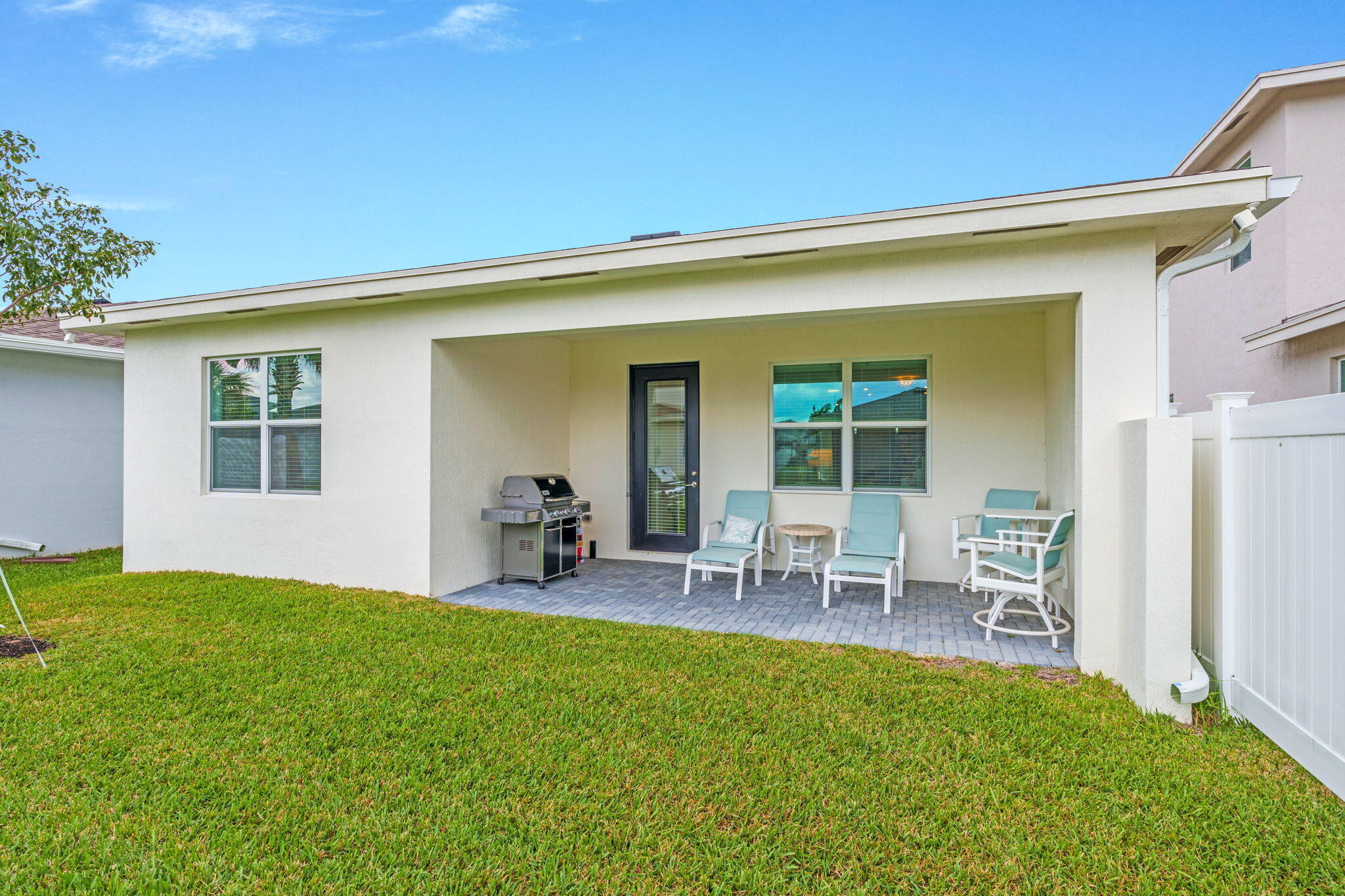 5726 Graceful Way