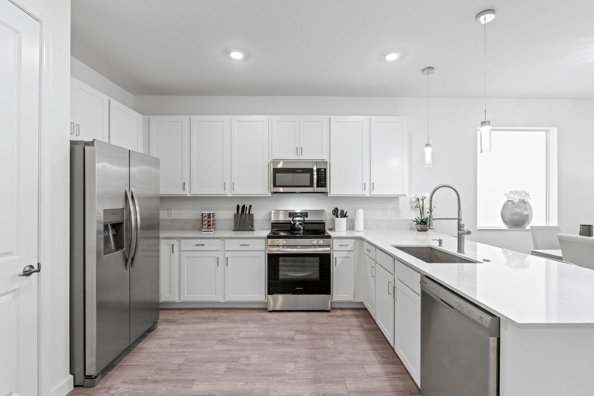 5726 Graceful Way