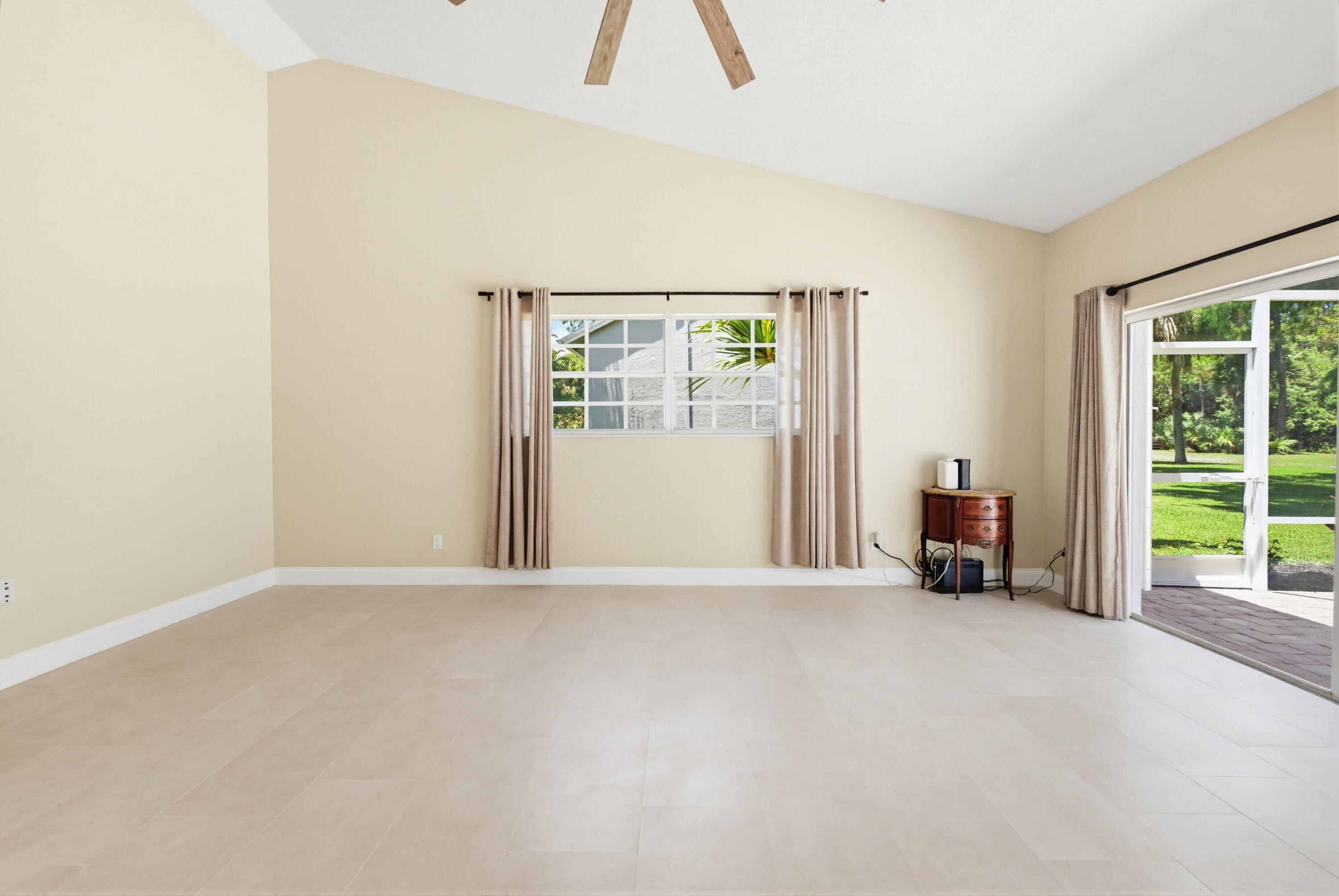 14708 Stirrup Lane
