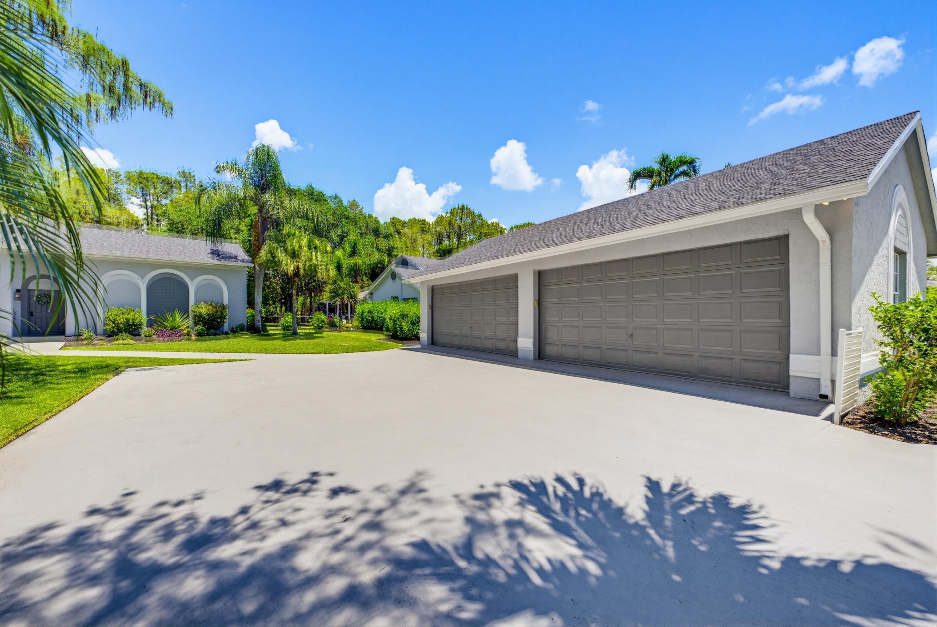 14708 Stirrup Lane
