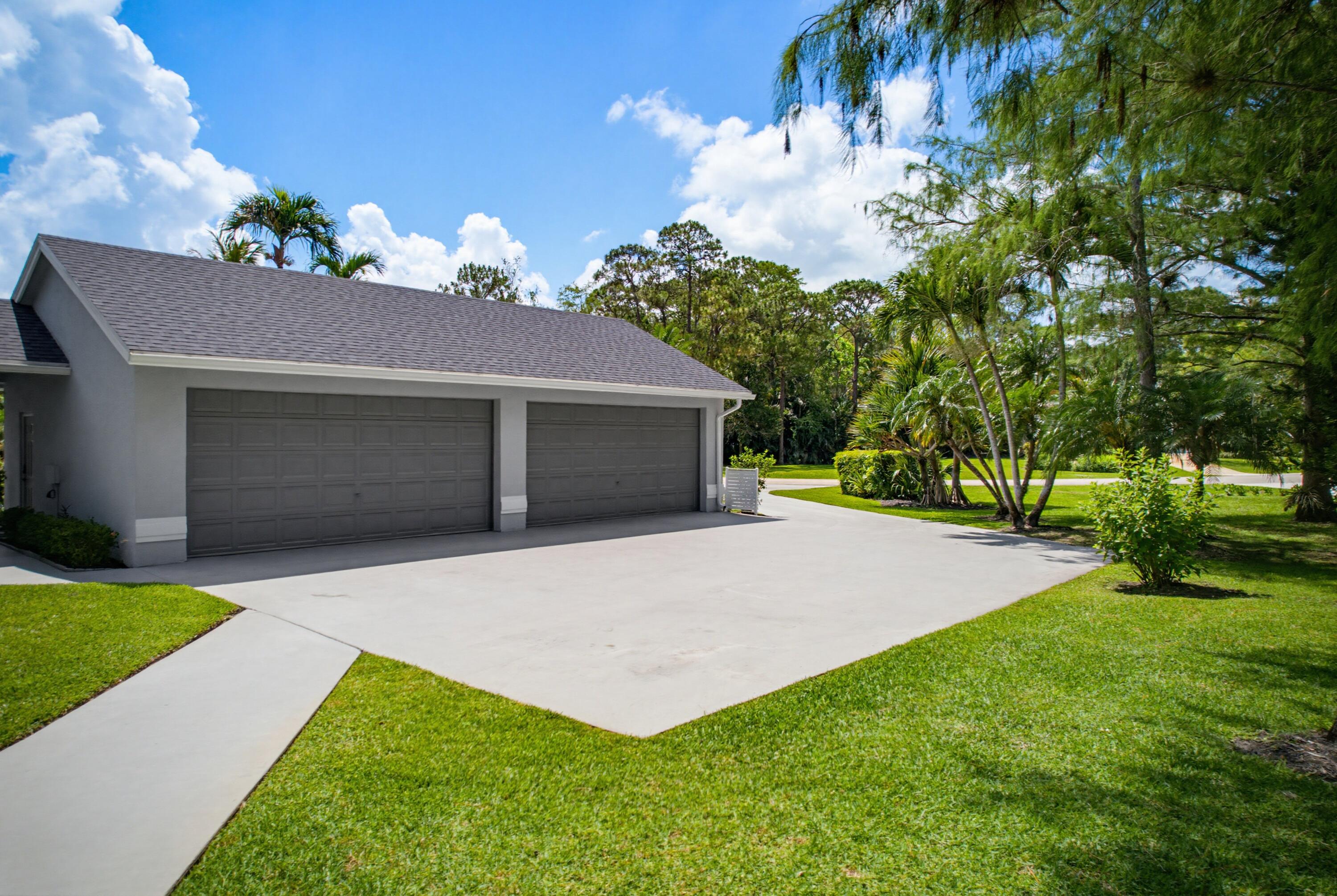 14708 Stirrup Lane