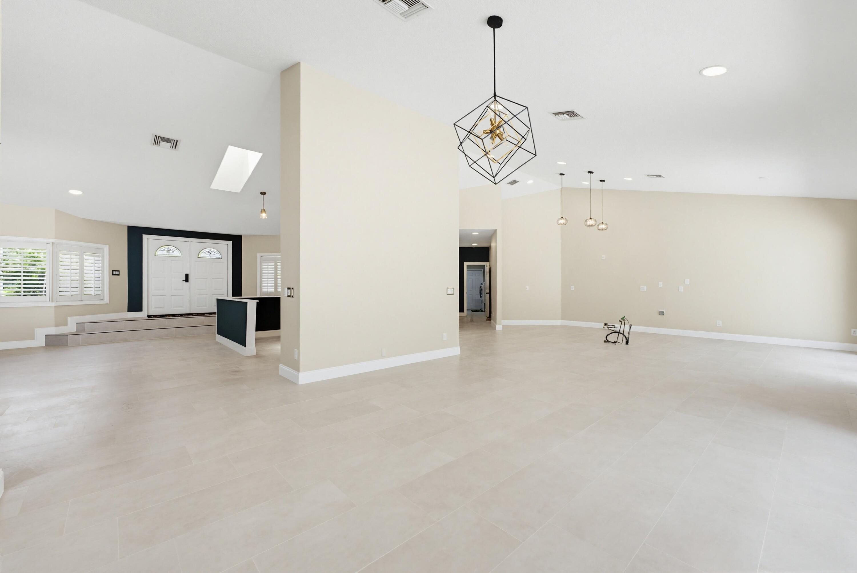 14708 Stirrup Lane