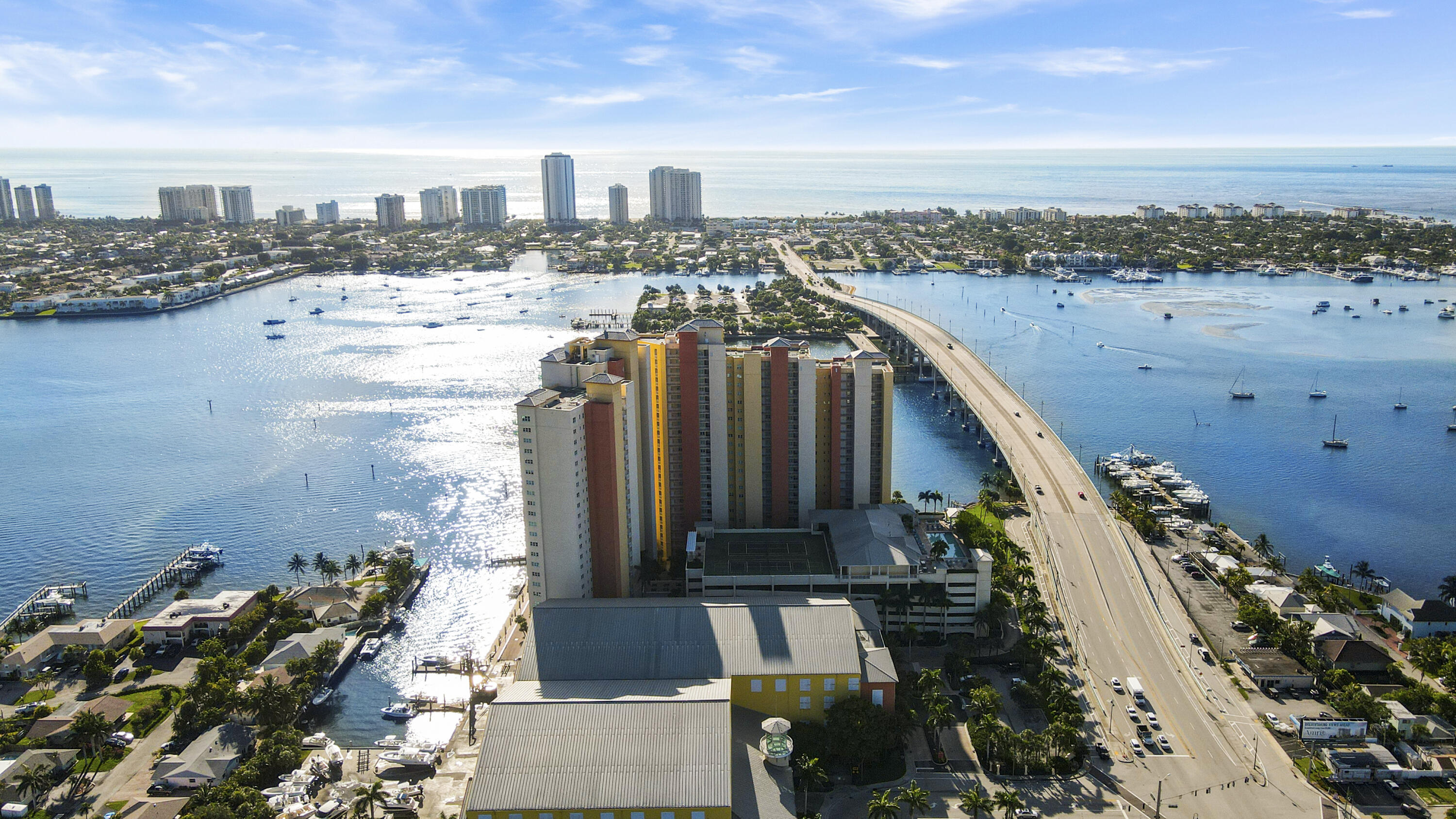 2640 Lake Shore Drive 307