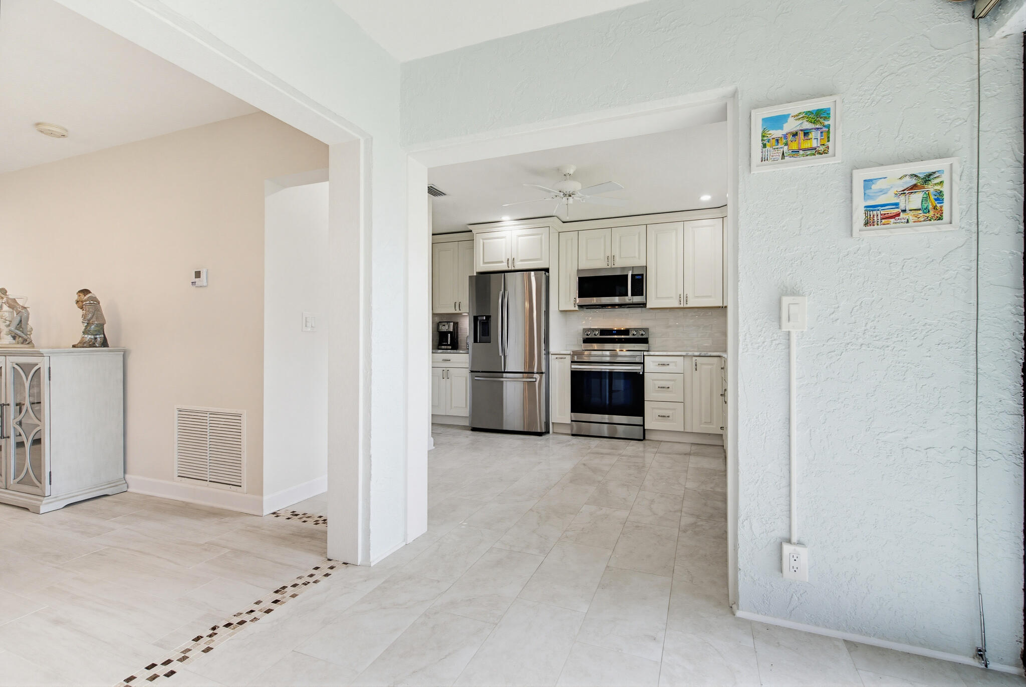 4854 Equestrian Circle Apt B
