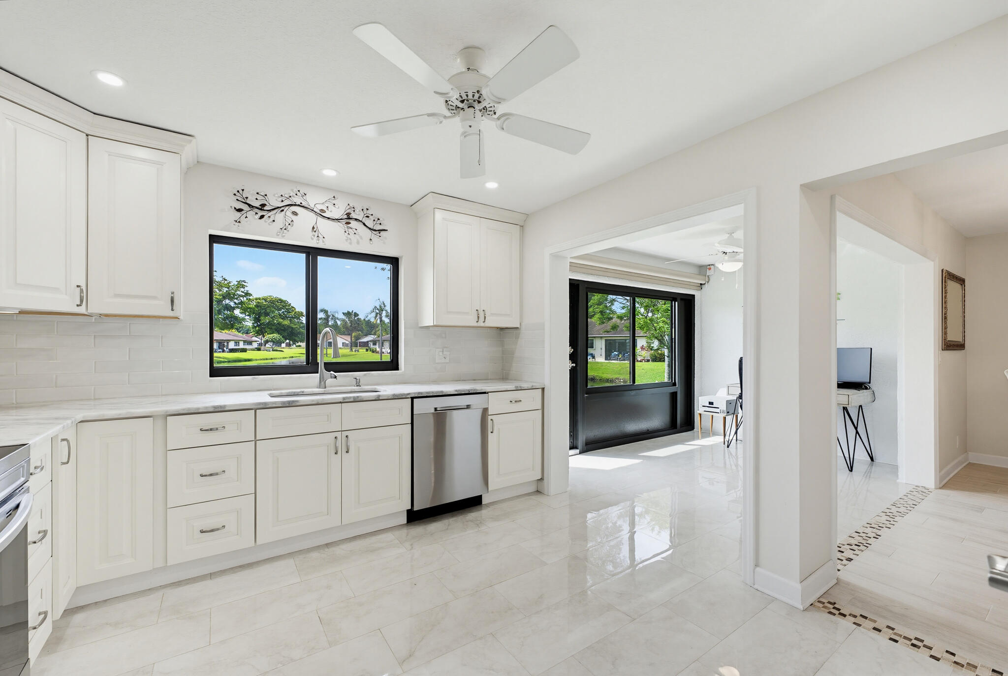 4854 Equestrian Circle Apt B