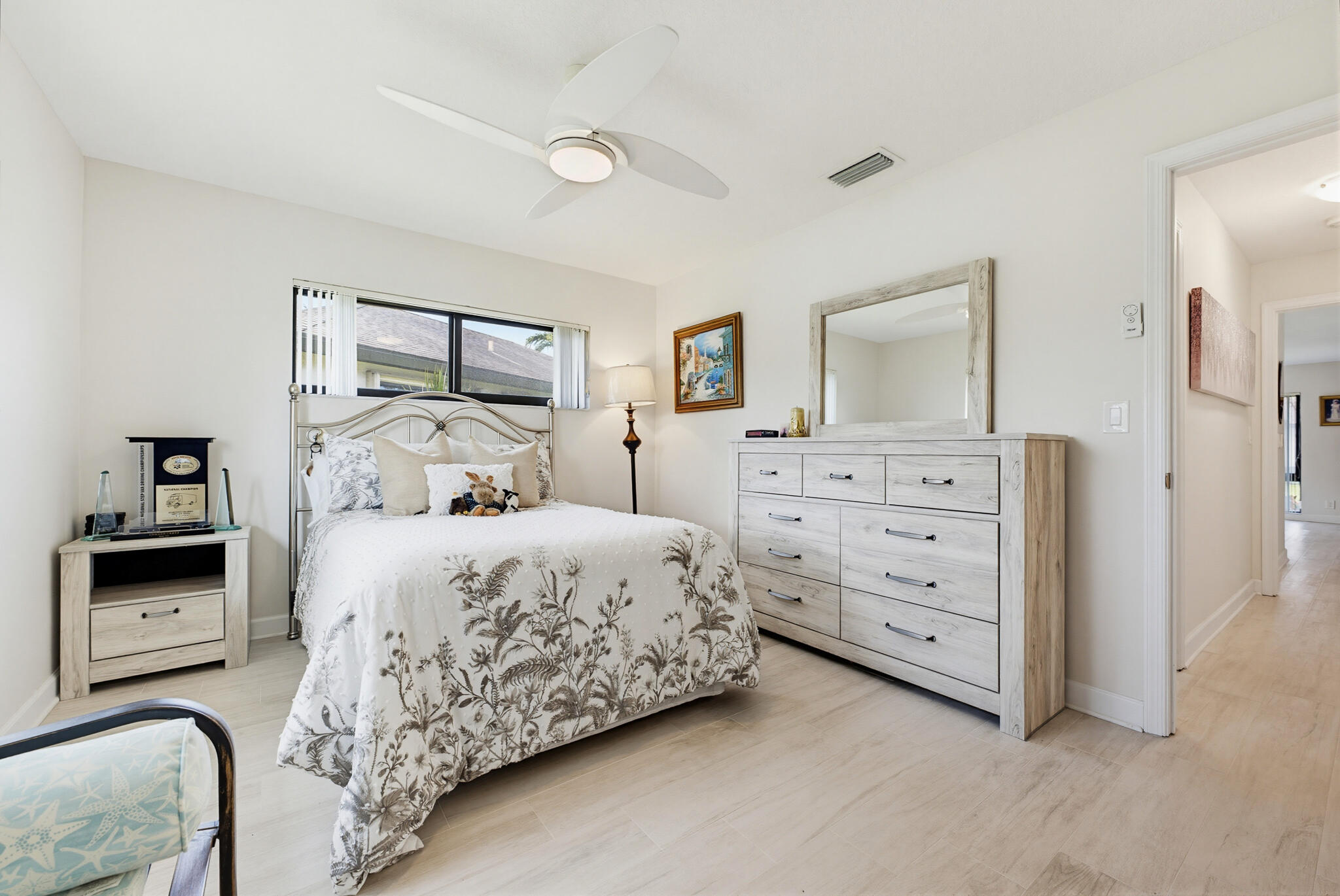 4854 Equestrian Circle Apt B