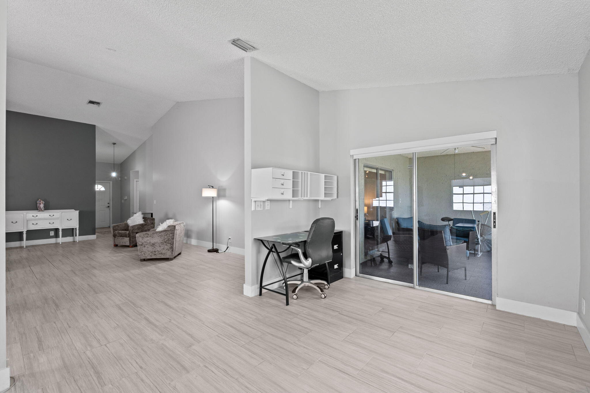 5256 Tiffany Anne Circle