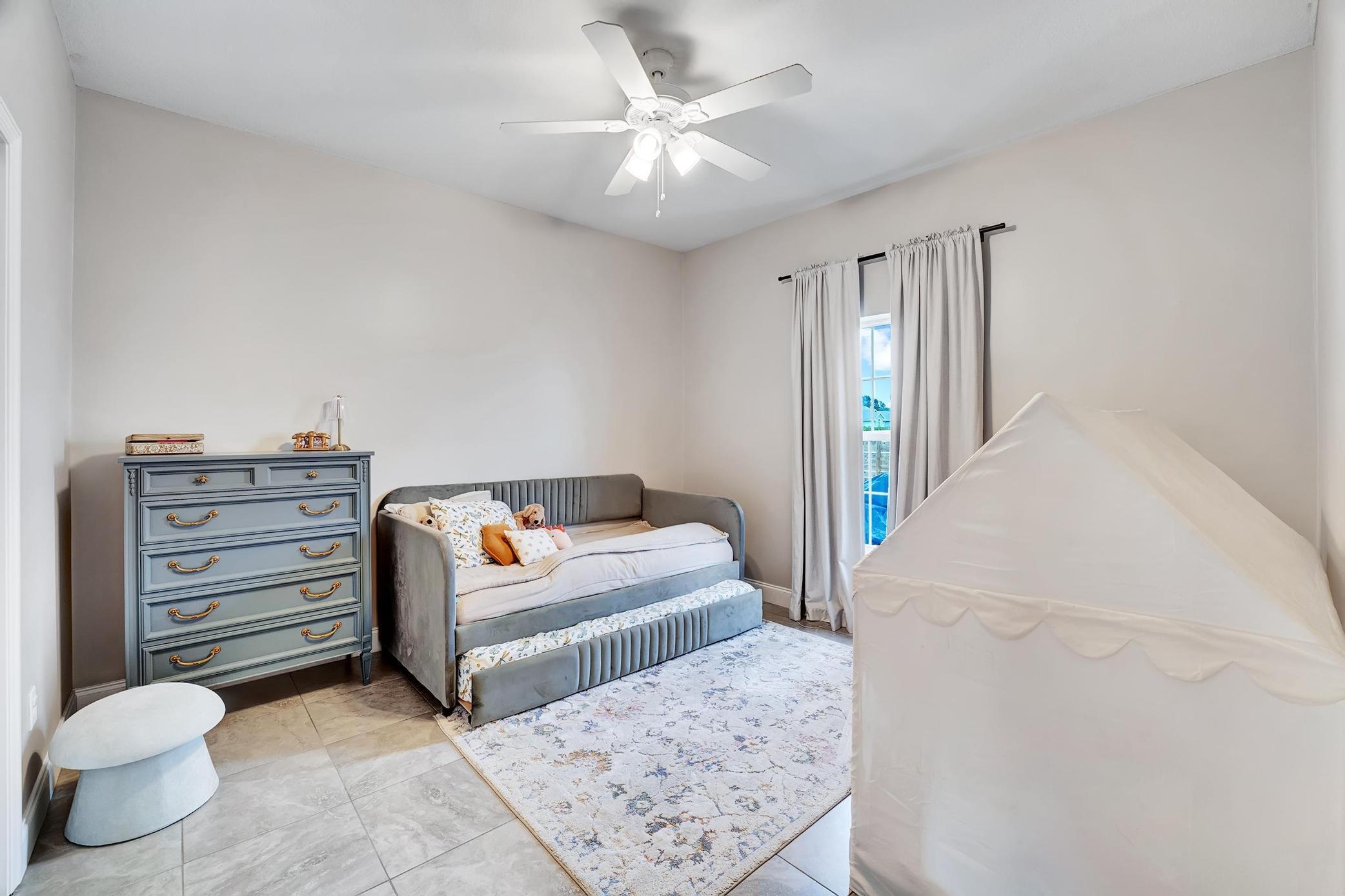 2001 SW Aguero Street, Port St. Lucie