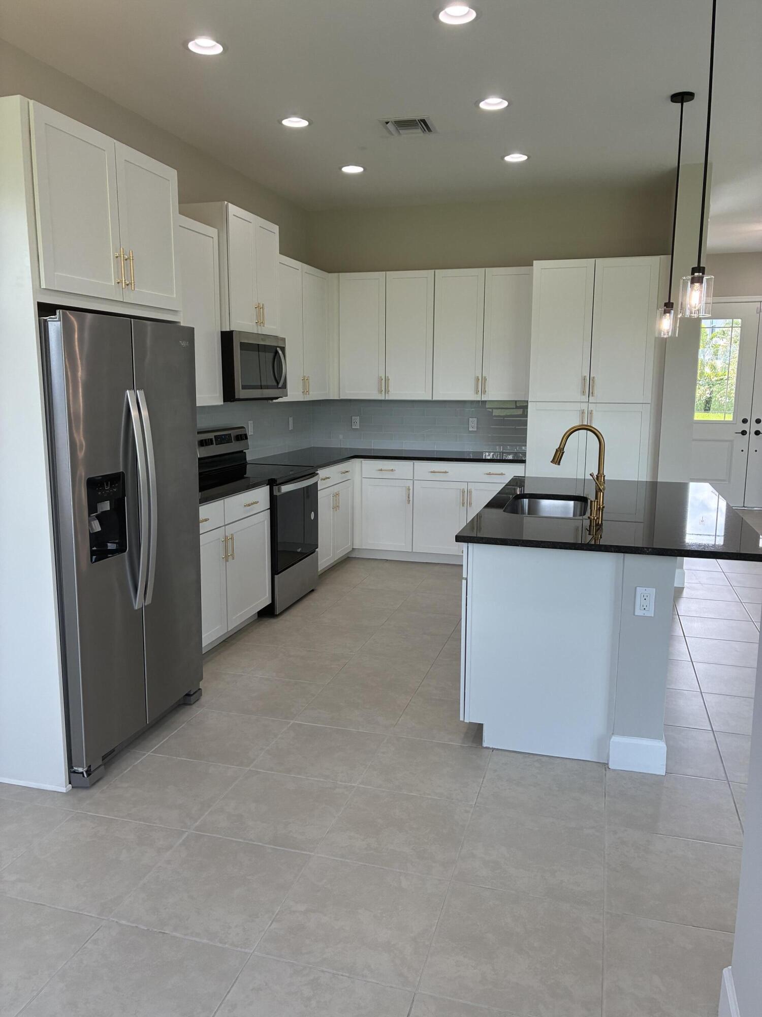 5518 Macoon Way