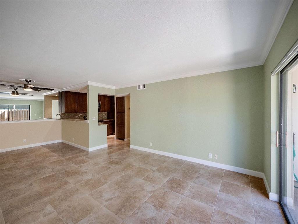 3402 Gardens East Drive 13a