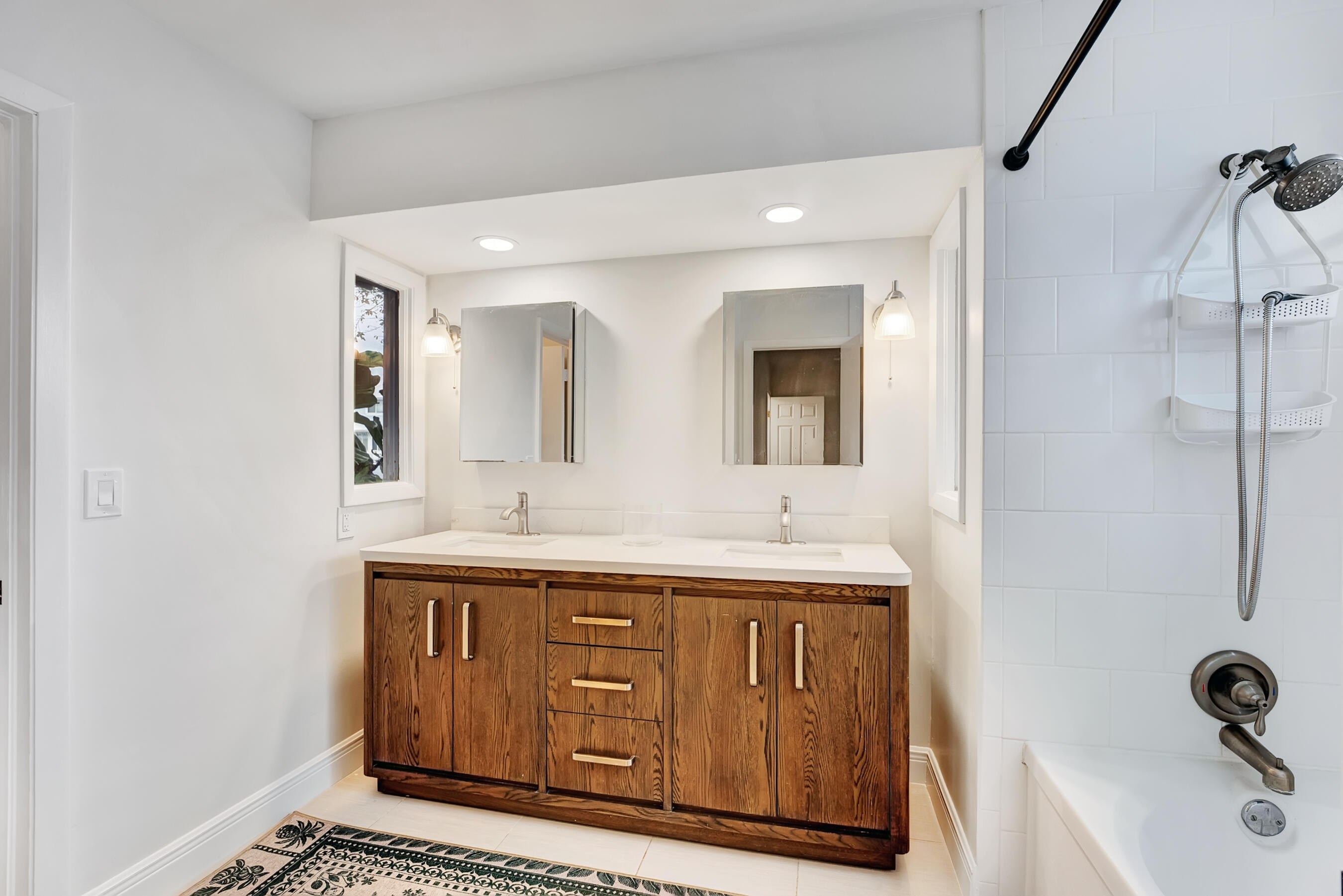 1113 Rainwood Circle