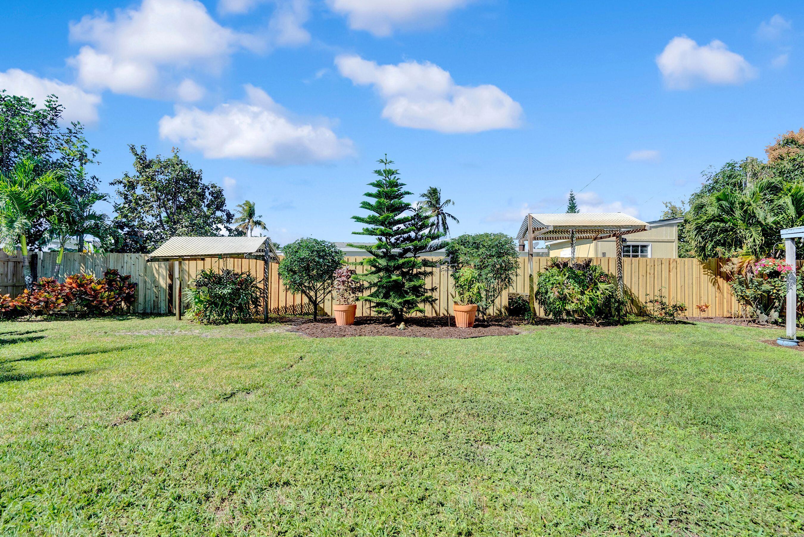 309 Henthorne Drive