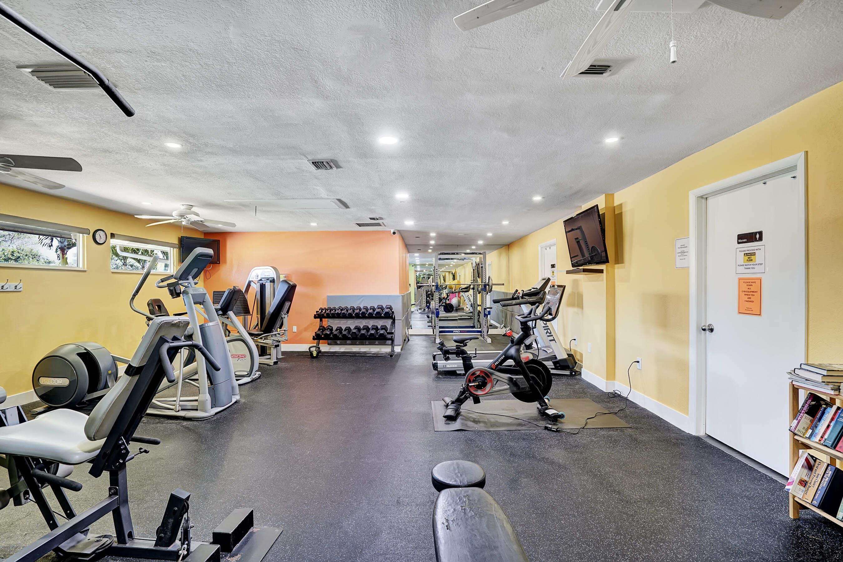 434 SW 27th Avenue
