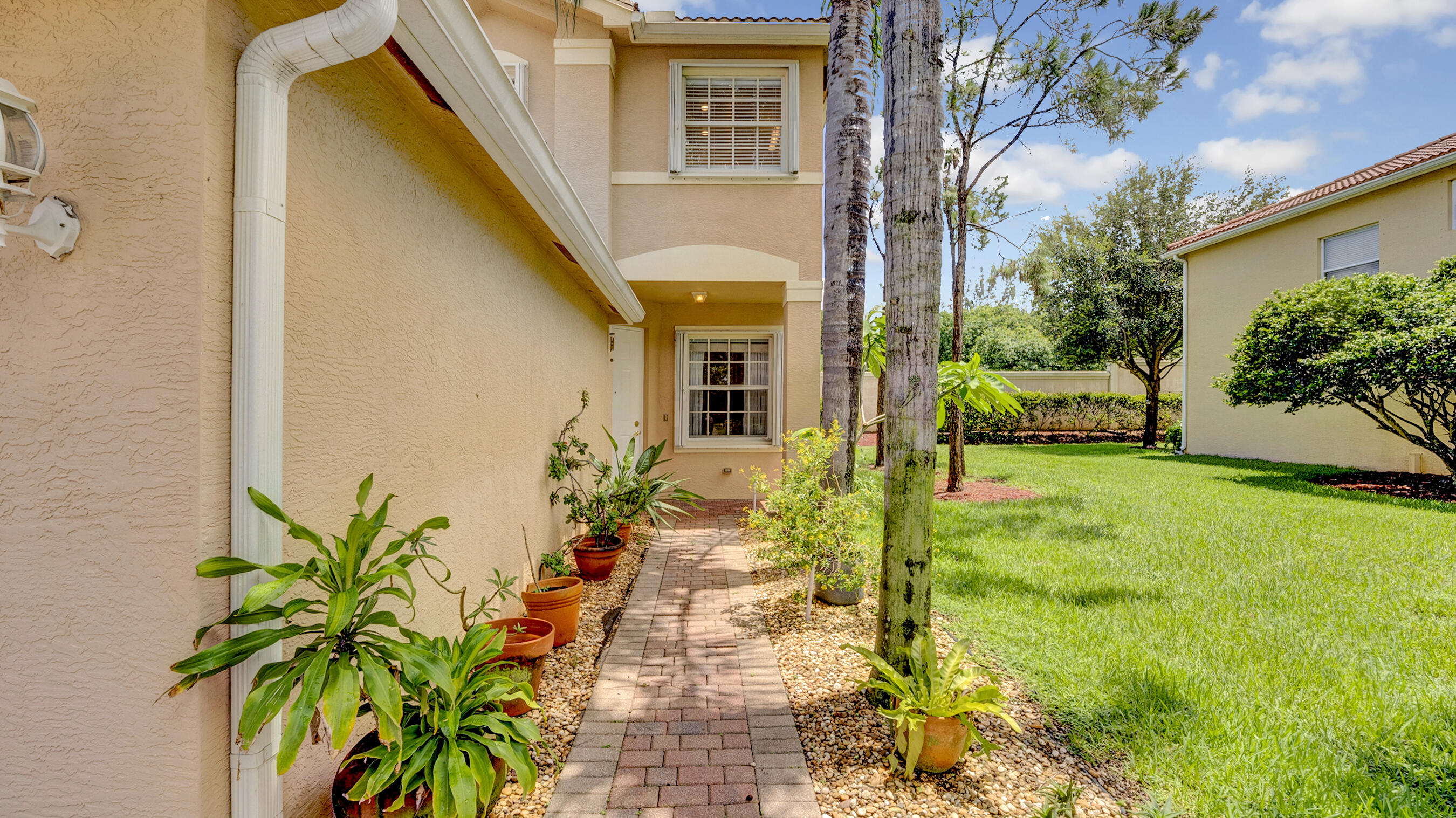 7938 Jewelwood Dr