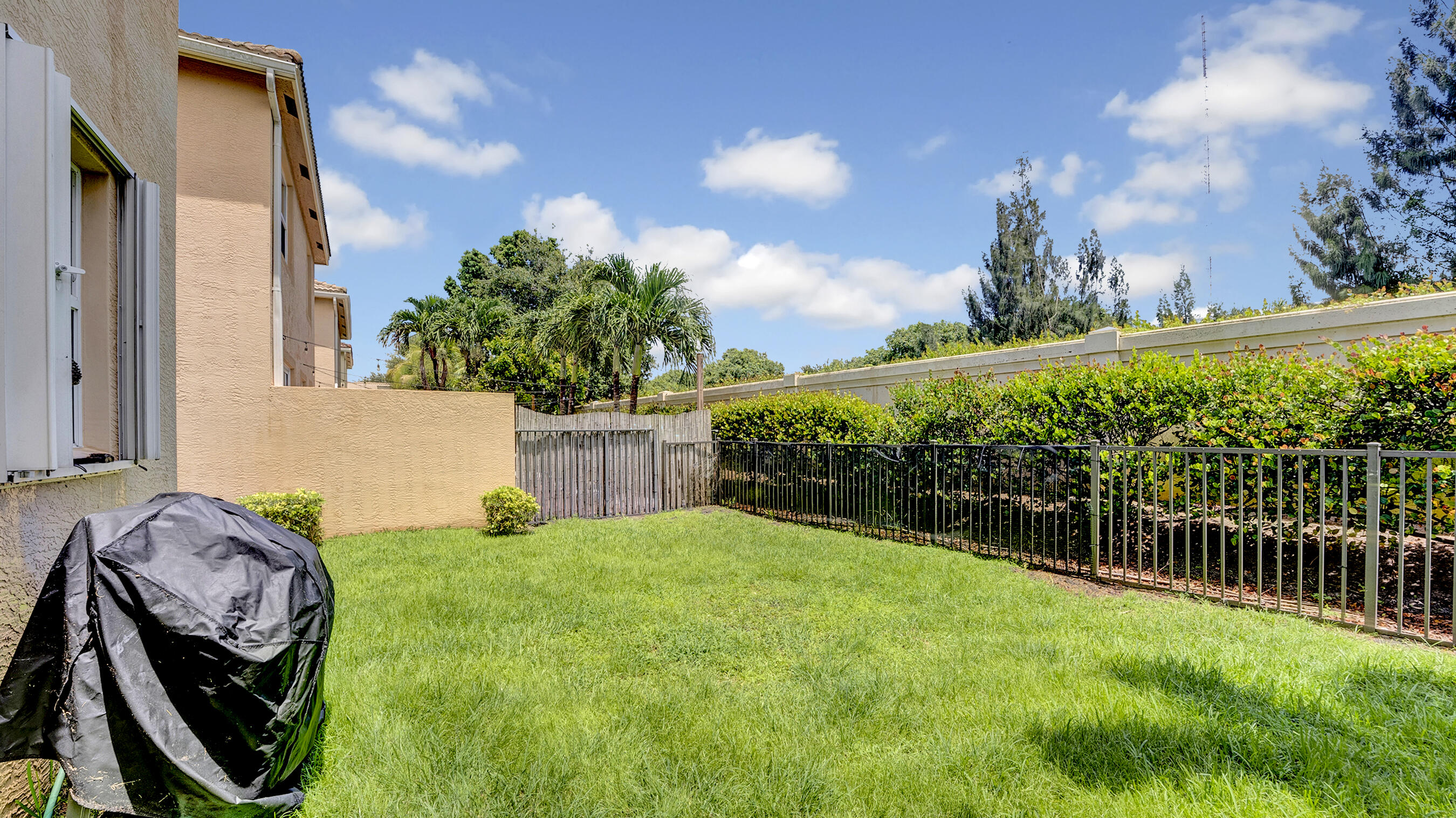 7938 Jewelwood Dr