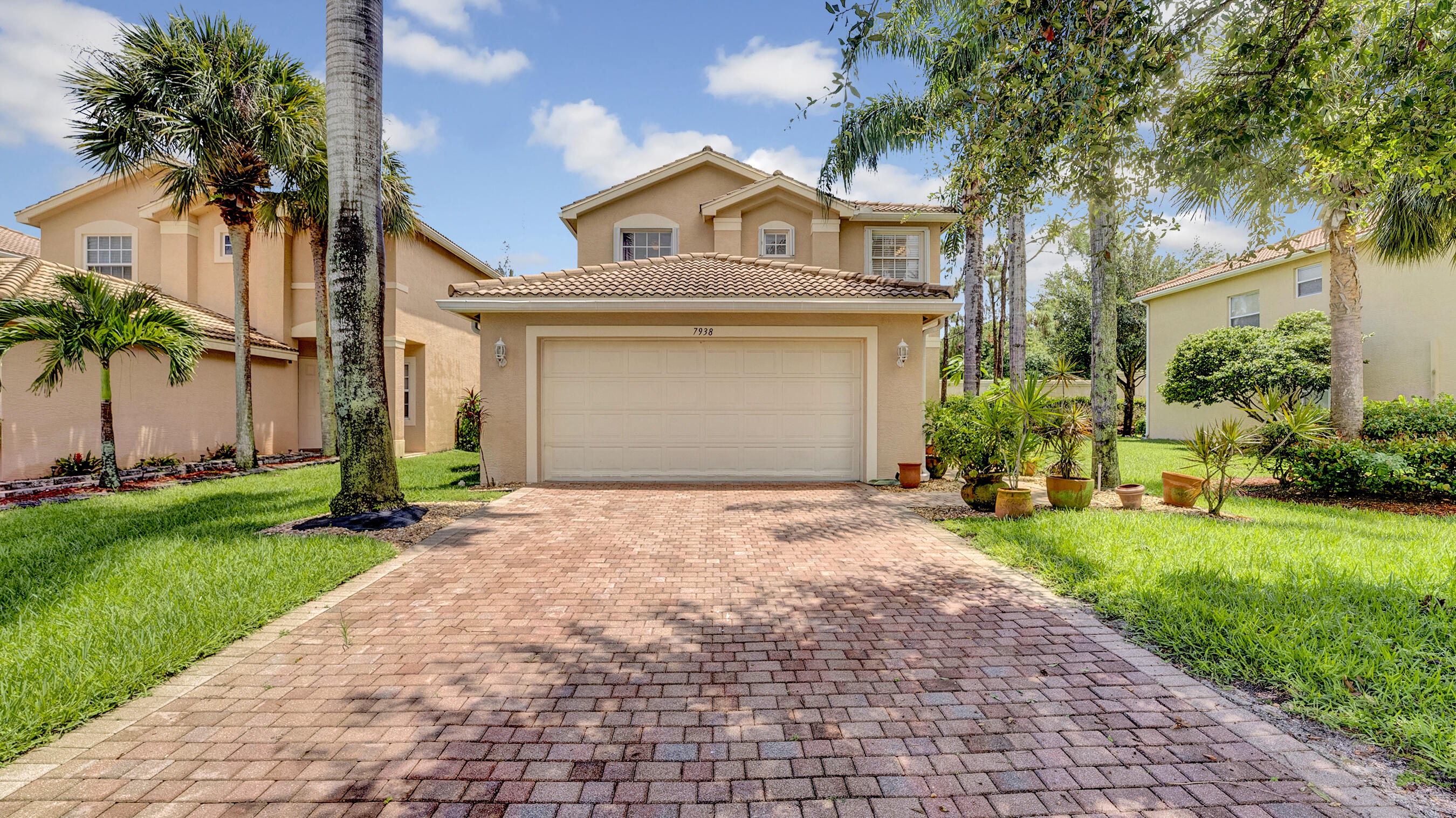 7938 Jewelwood Dr