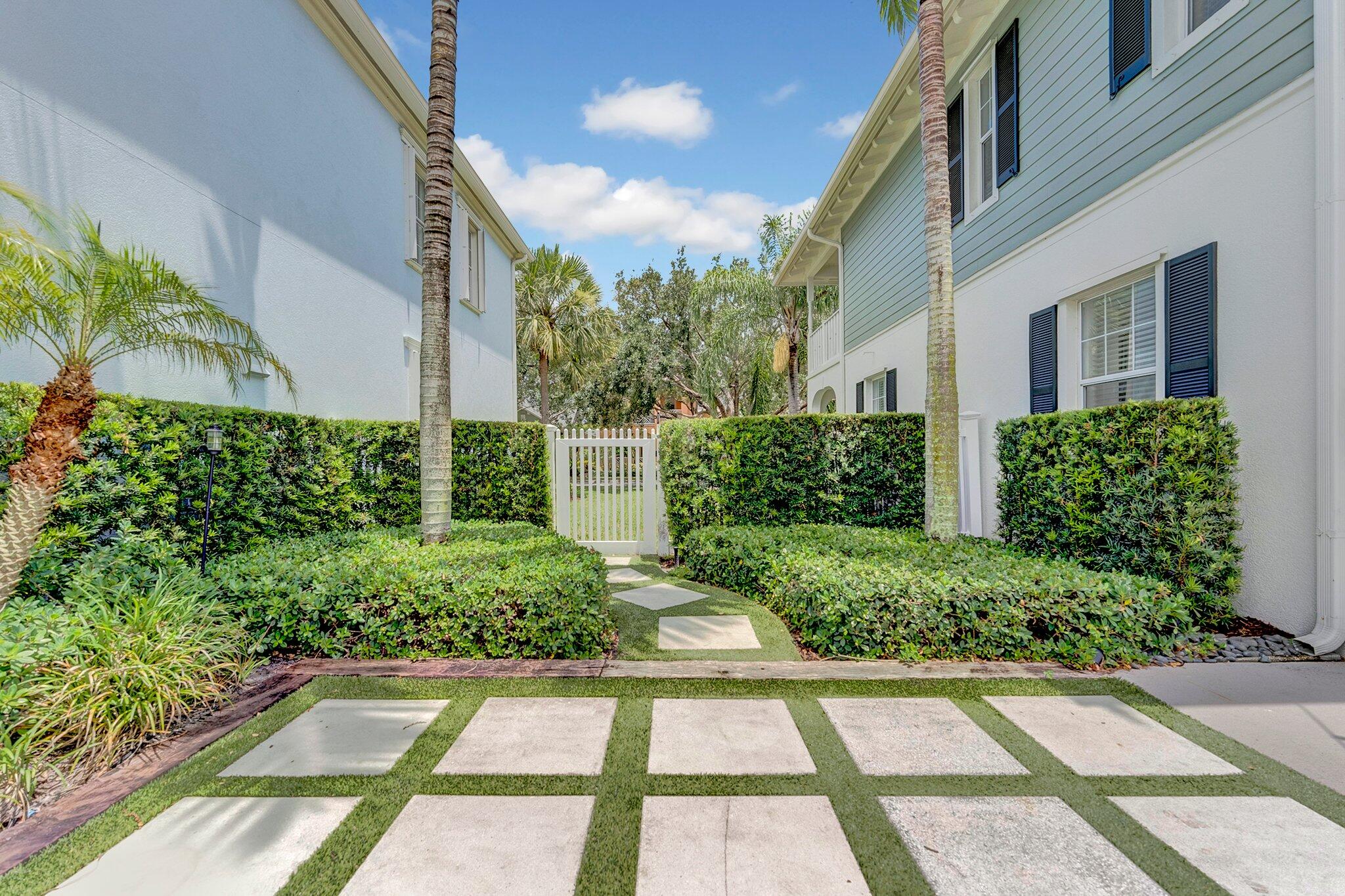 2632 E Community Drive