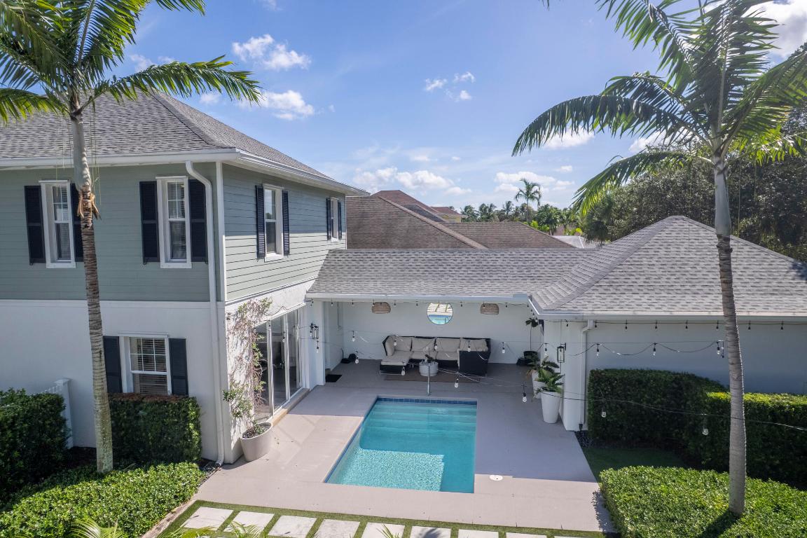 2632 E Community Drive