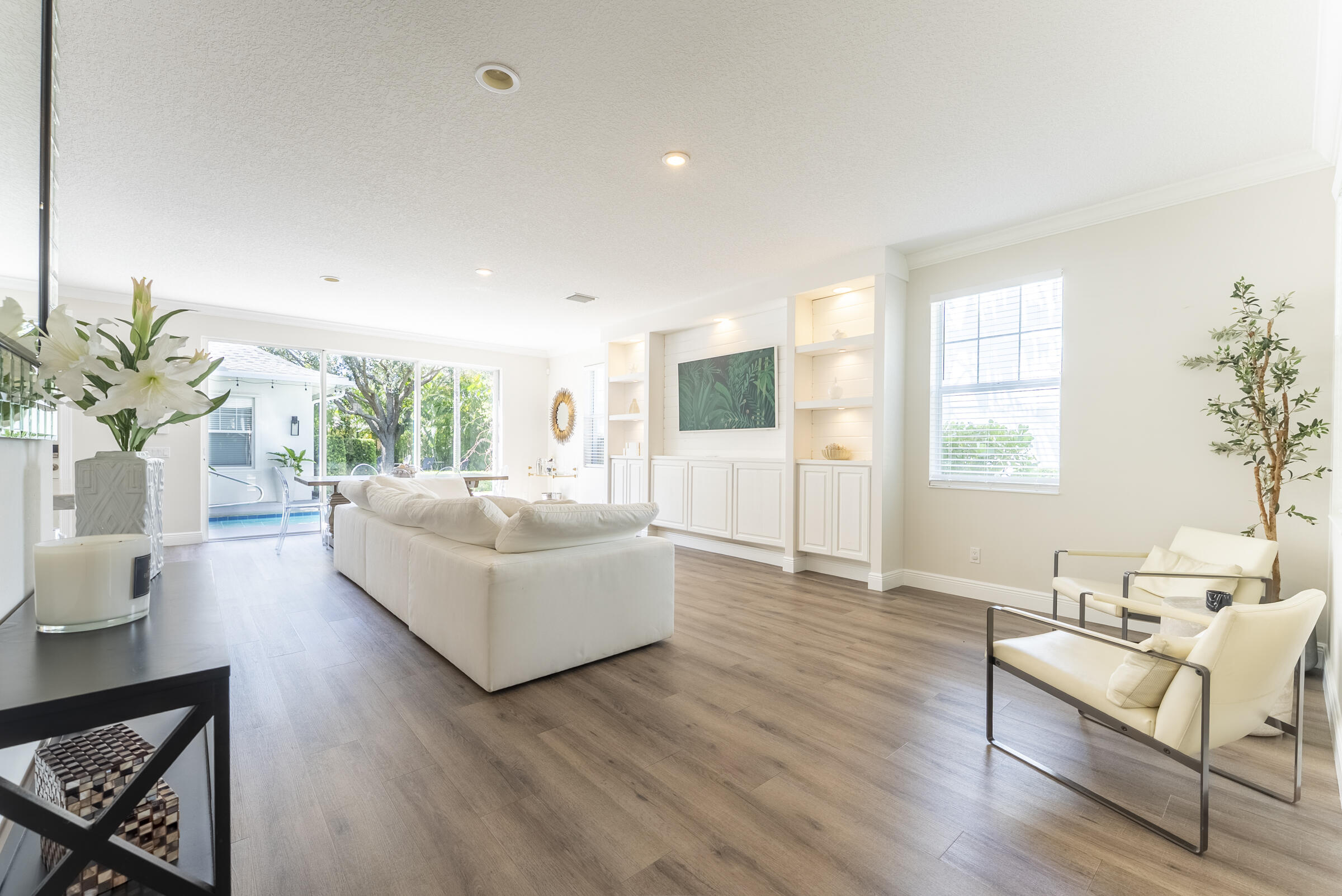 2632 E Community Drive