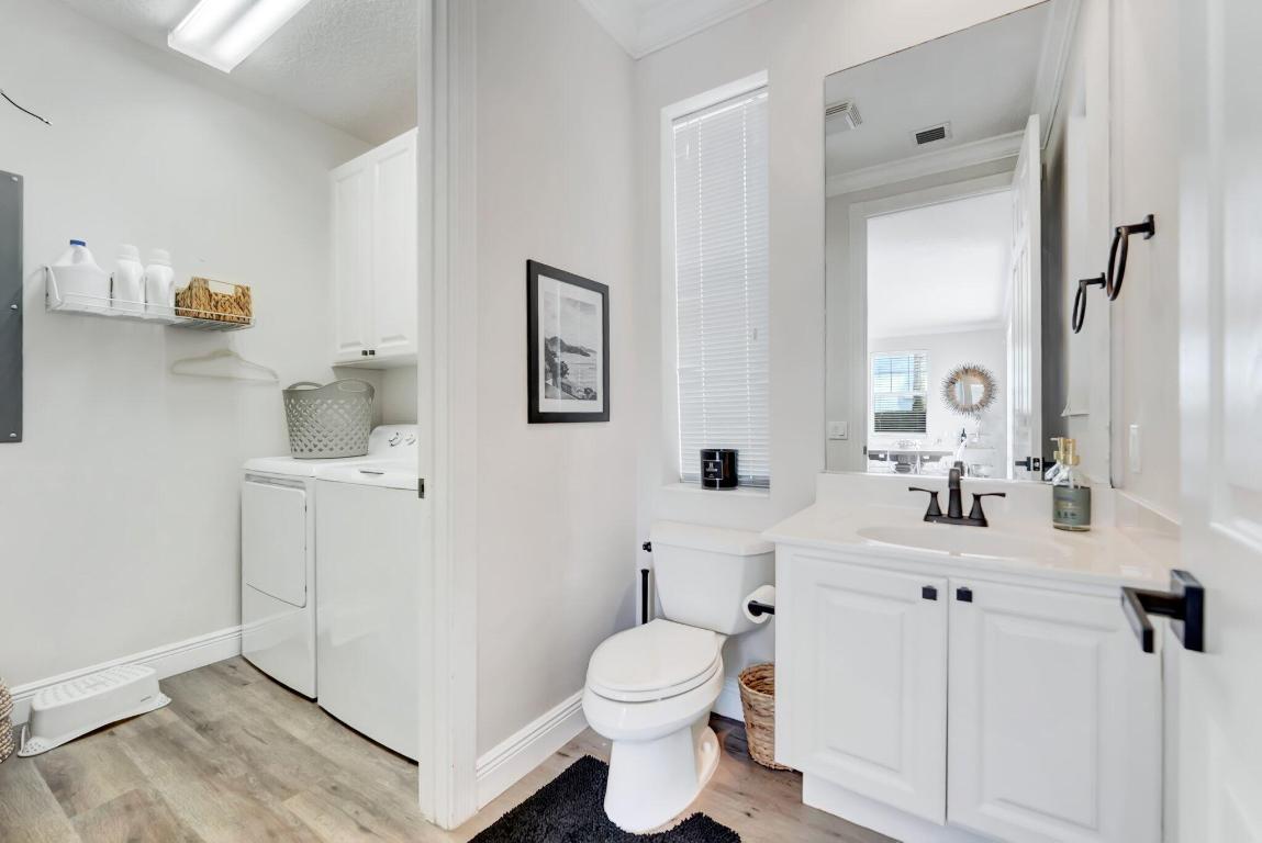 2632 E Community Drive