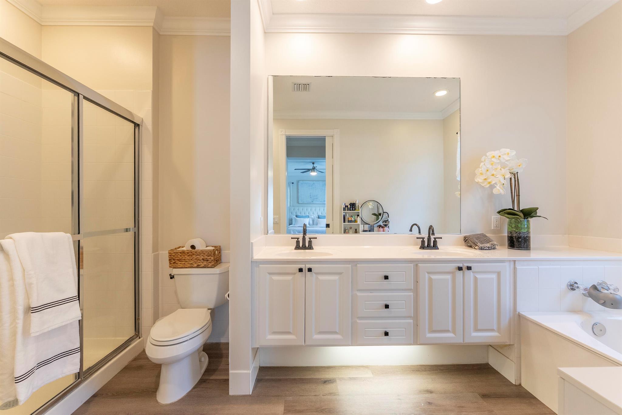 2632 E Community Drive