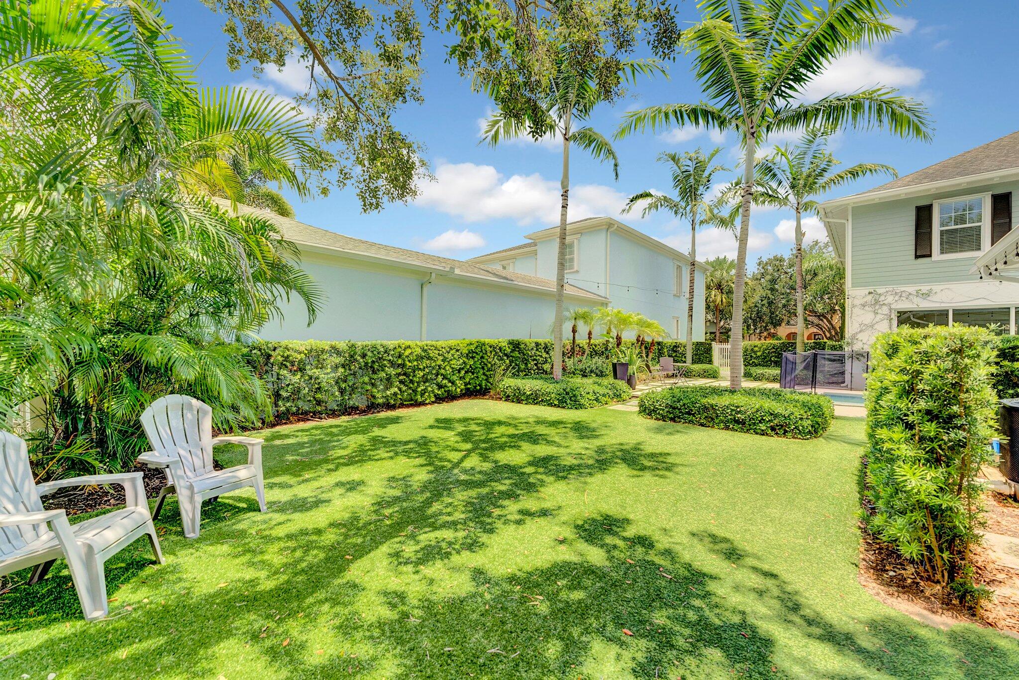 2632 E Community Drive