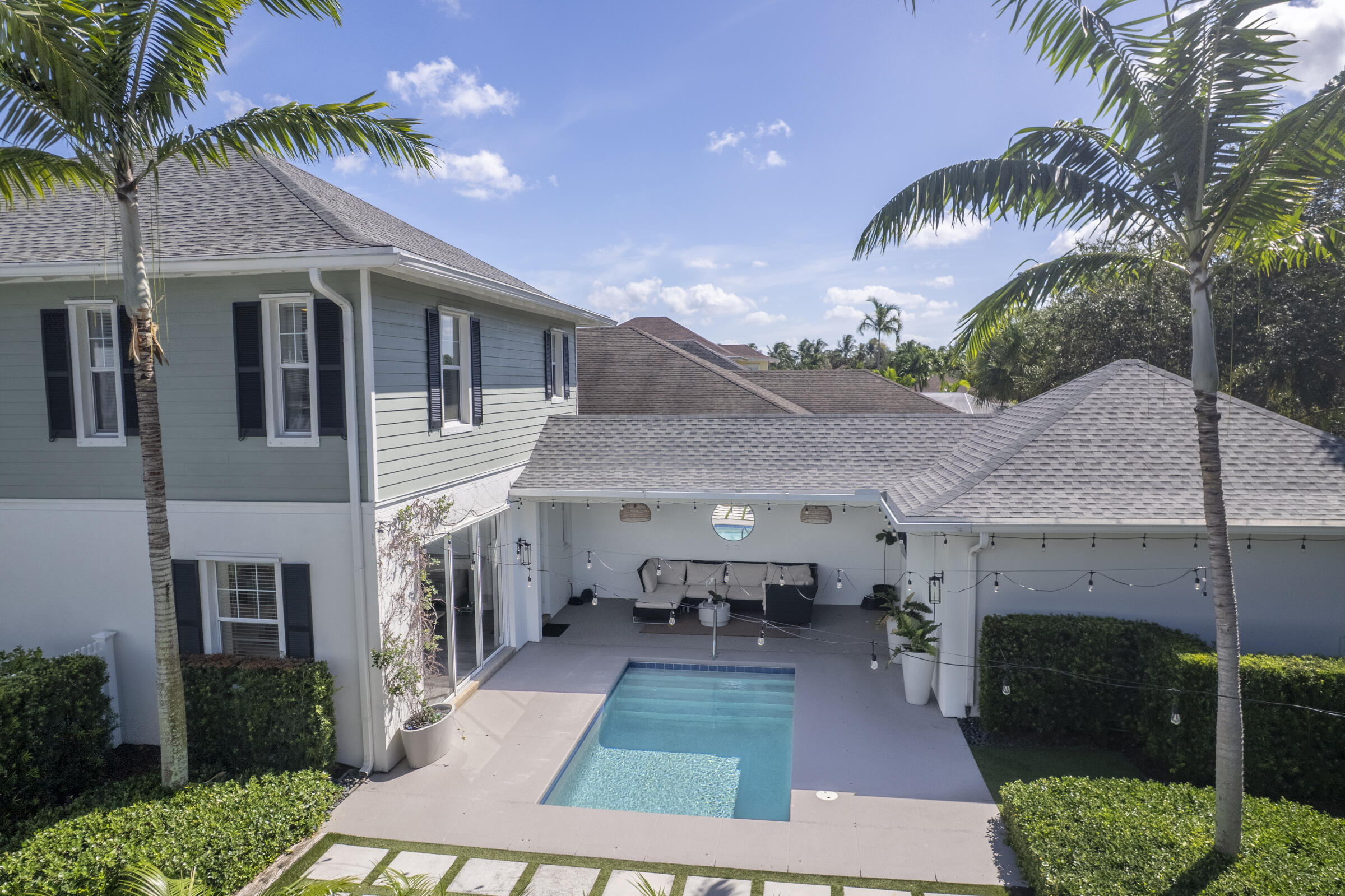 2632 E Community Drive