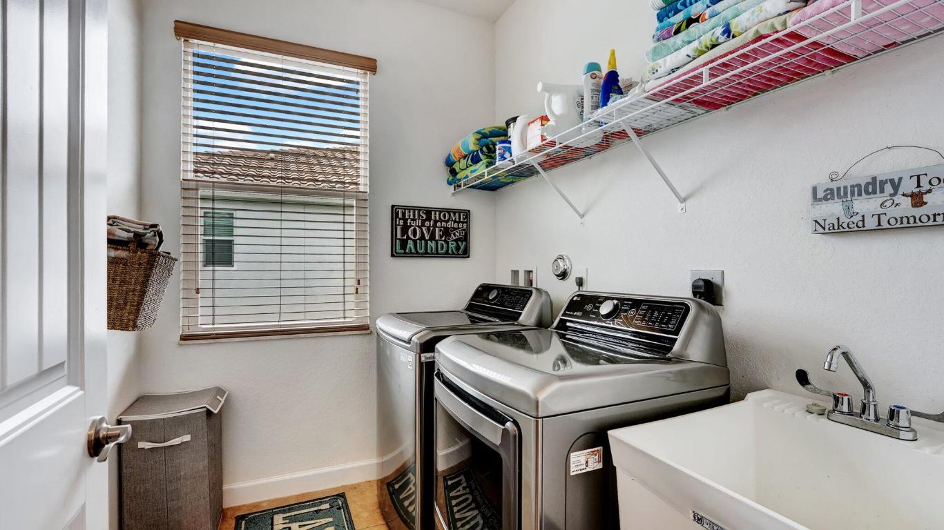 6603 SW Key Deer Lane