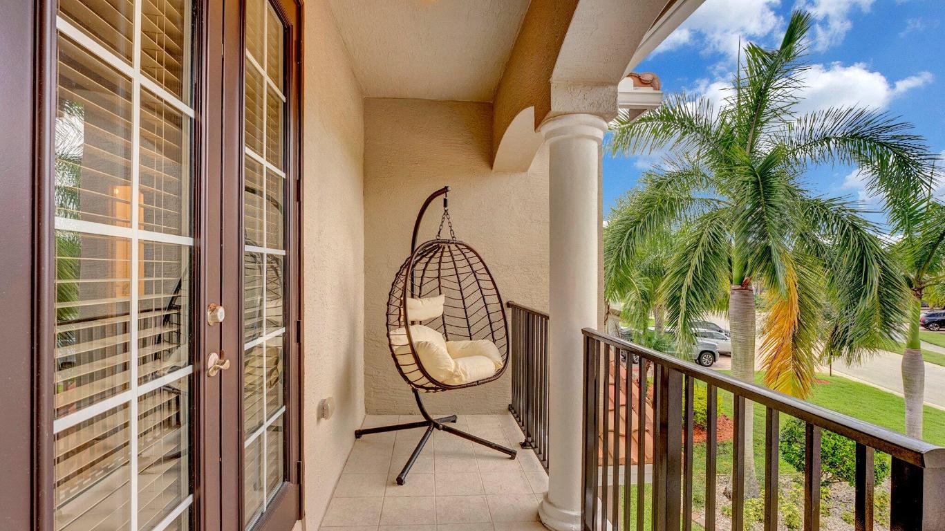 6603 SW Key Deer Lane