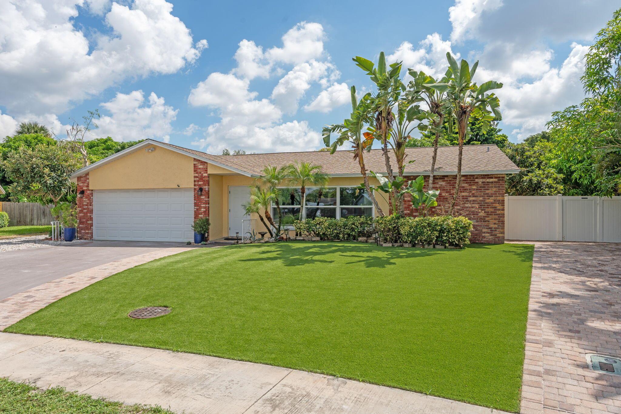 1460 Woodcrest Road E