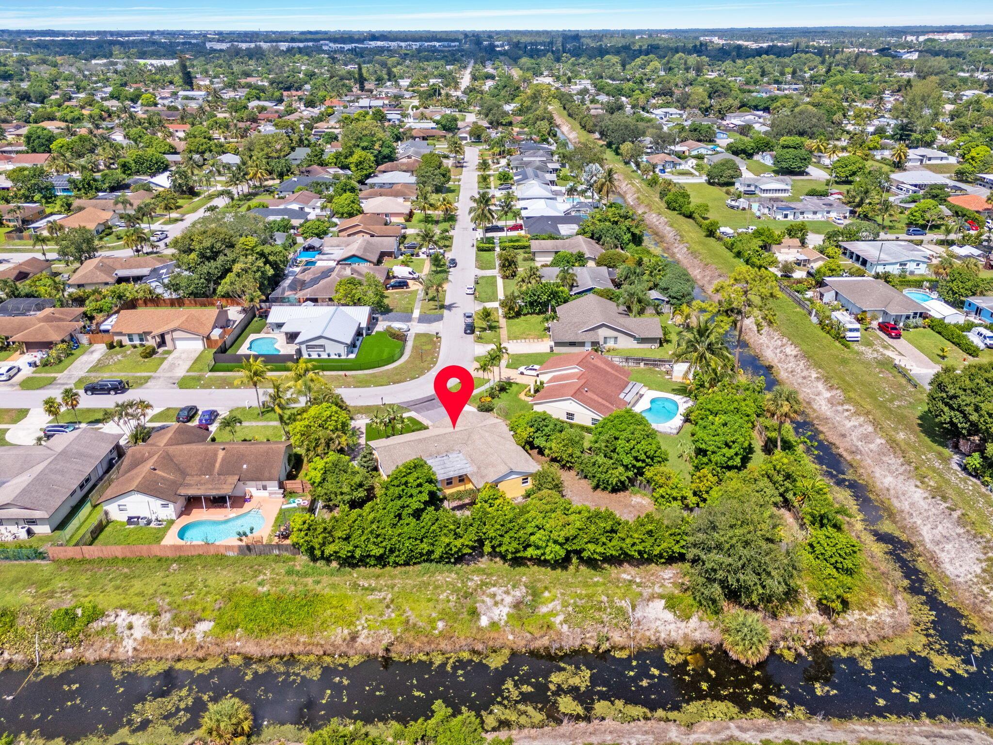 1460 Woodcrest Road E