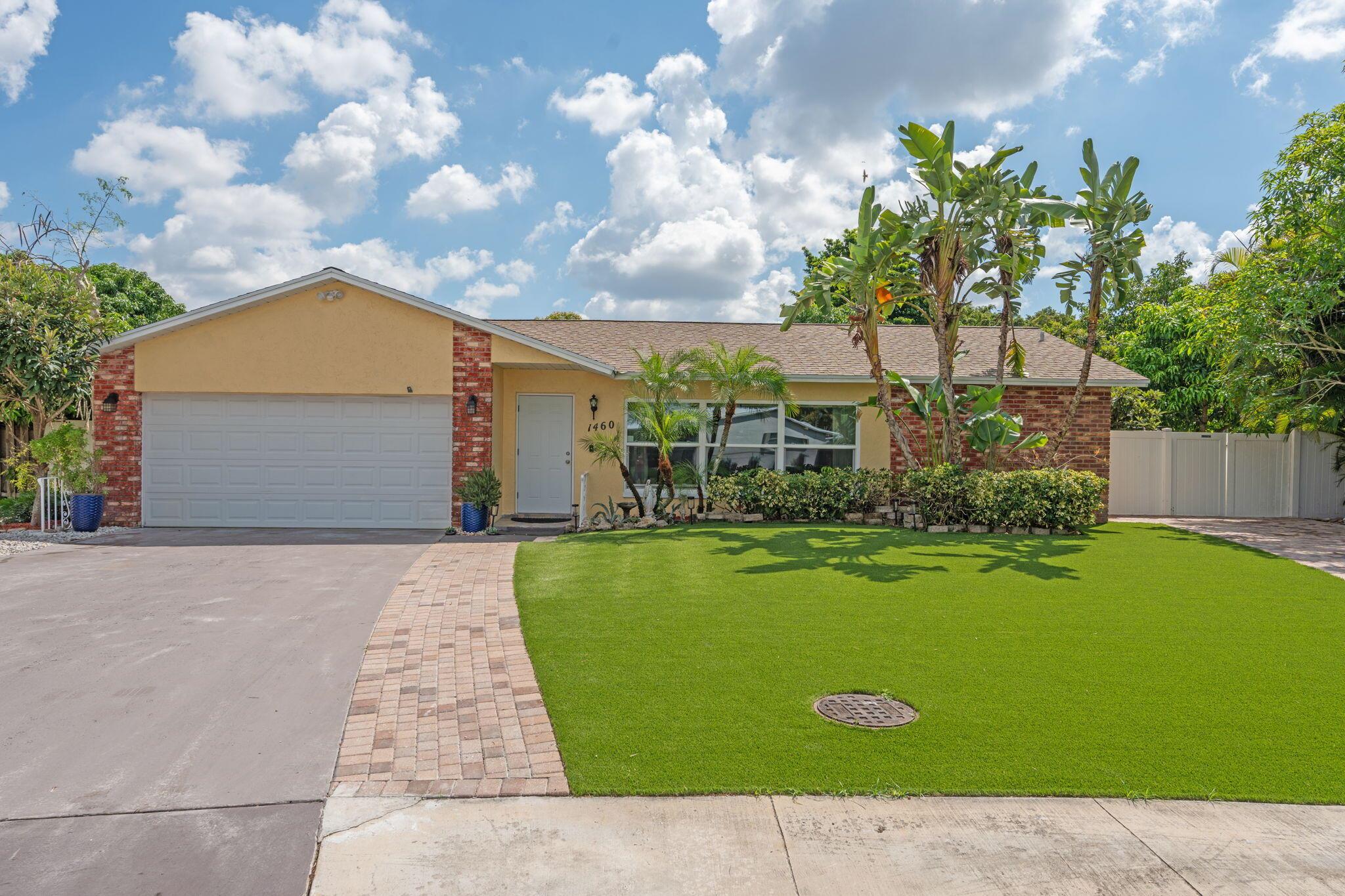 1460 Woodcrest Road E