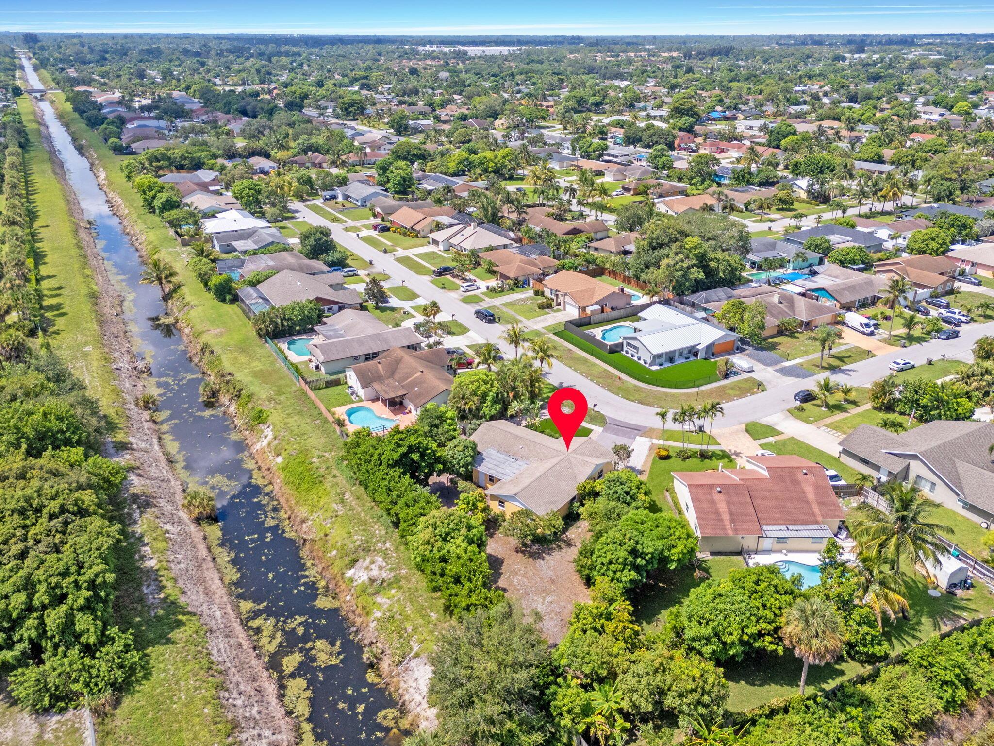 1460 Woodcrest Road E