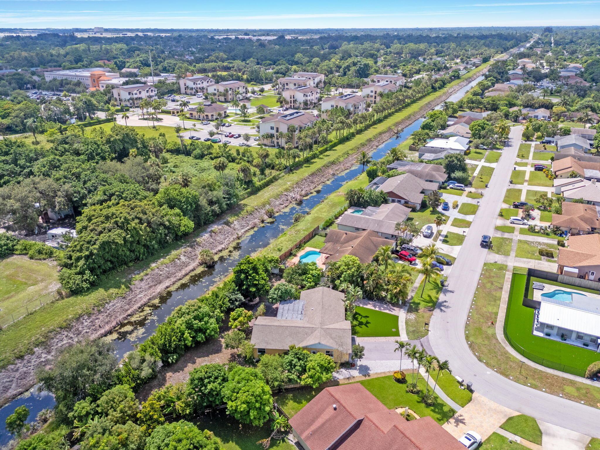 1460 Woodcrest Road E