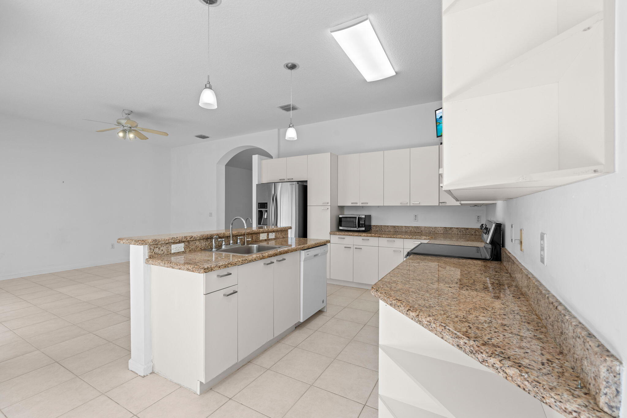 2018 Reston Circle
