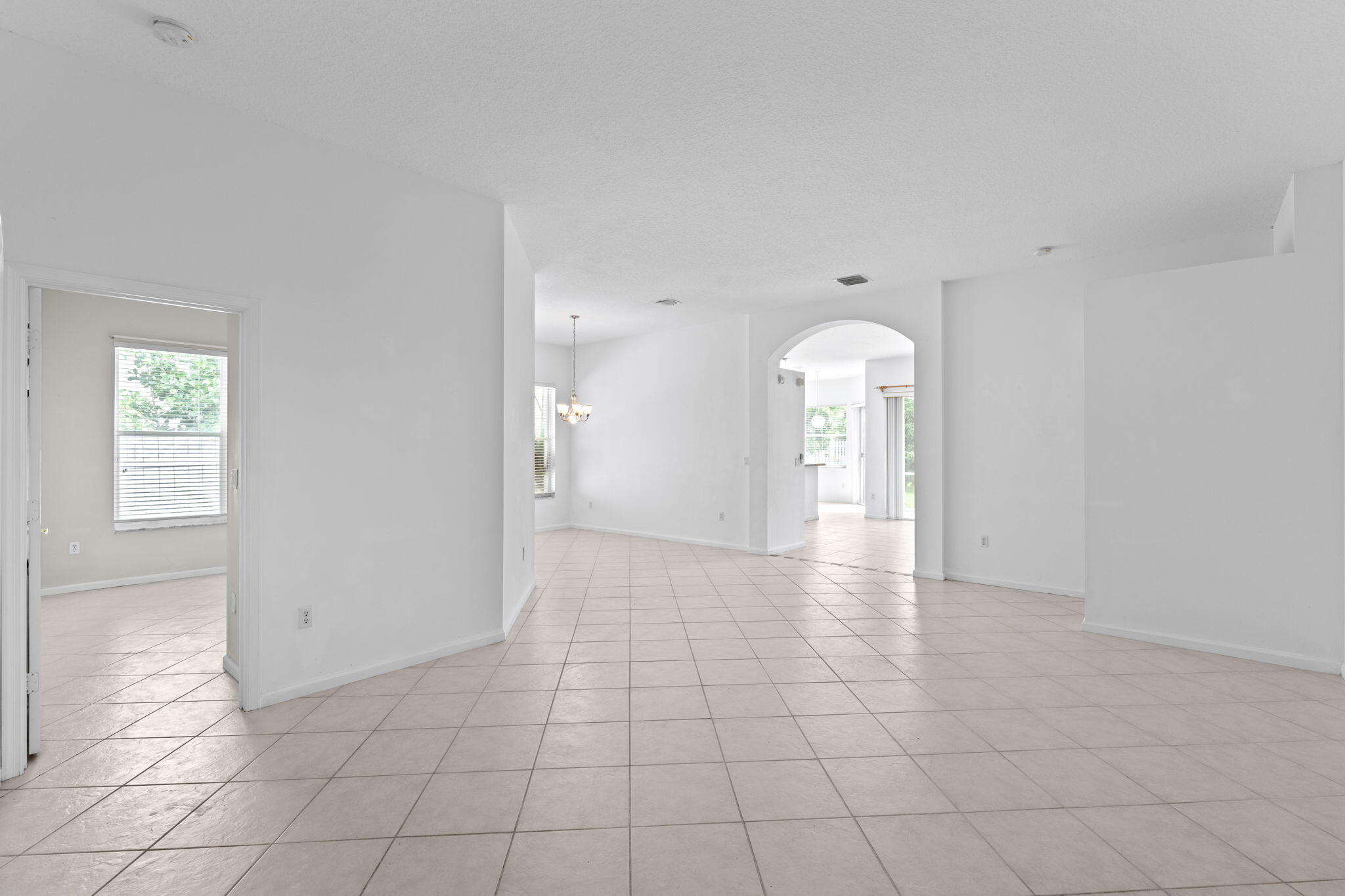 2018 Reston Circle