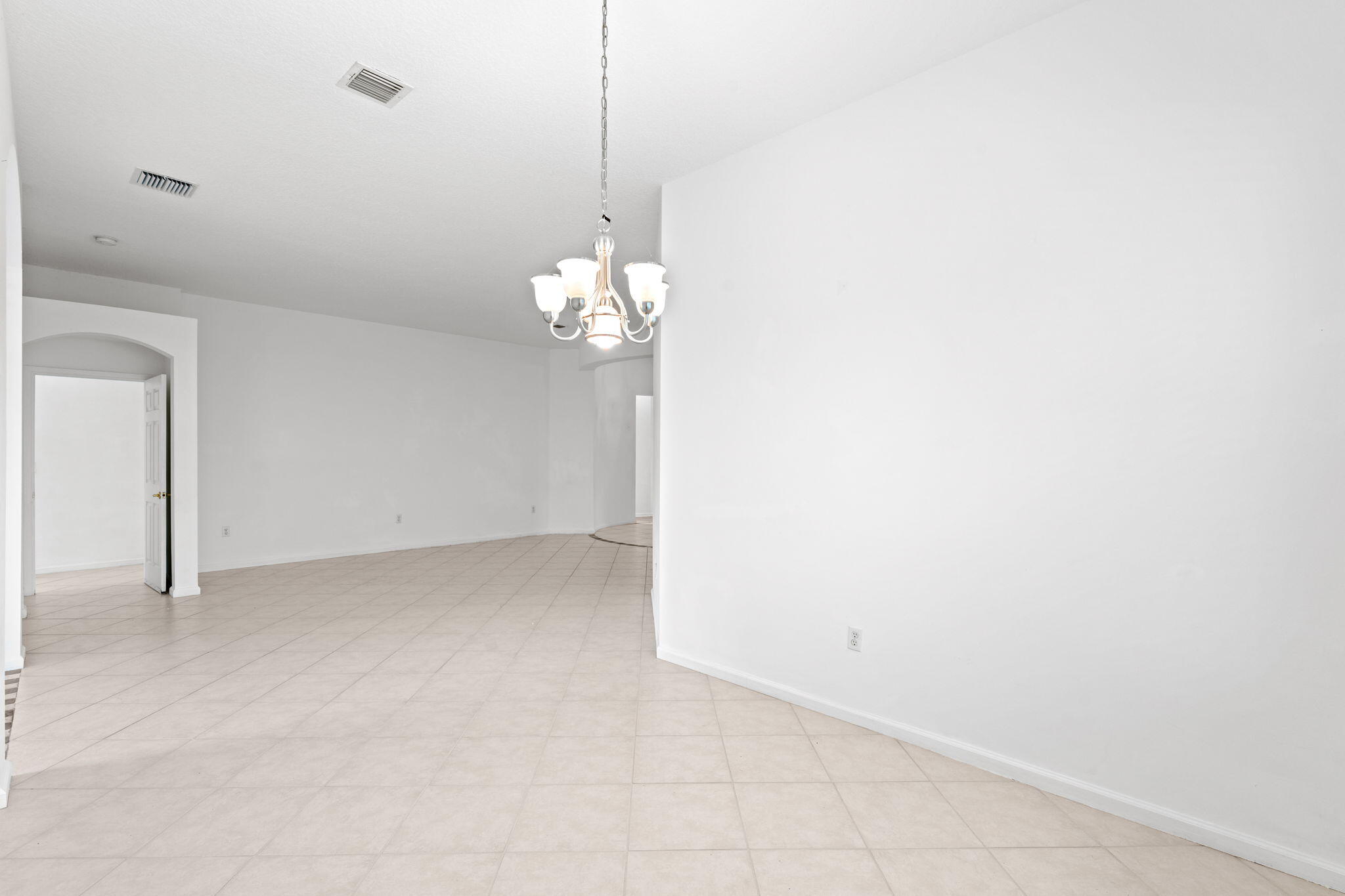 2018 Reston Circle