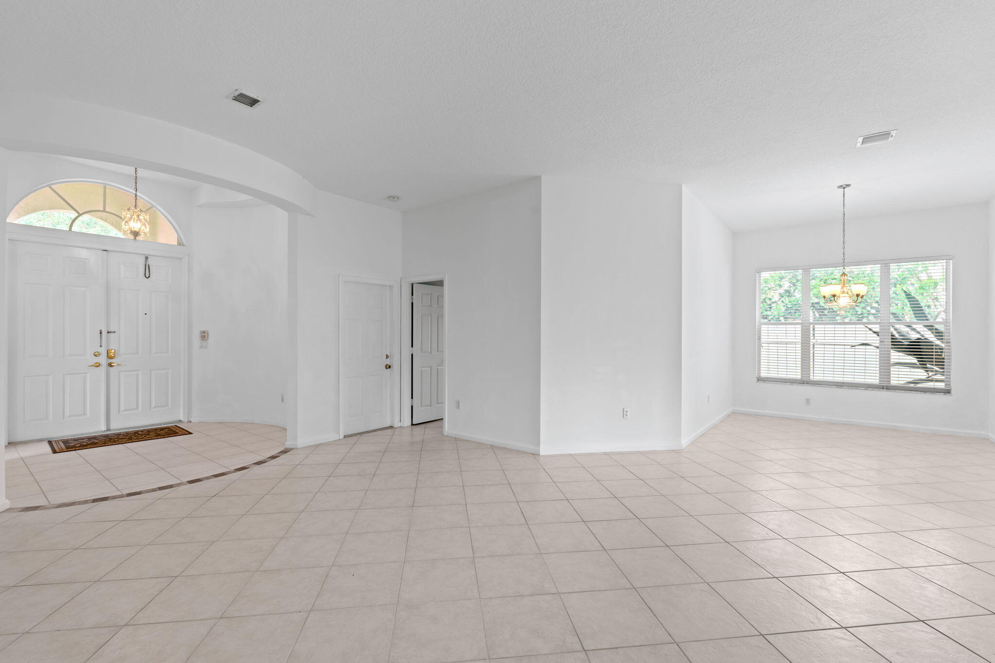 2018 Reston Circle