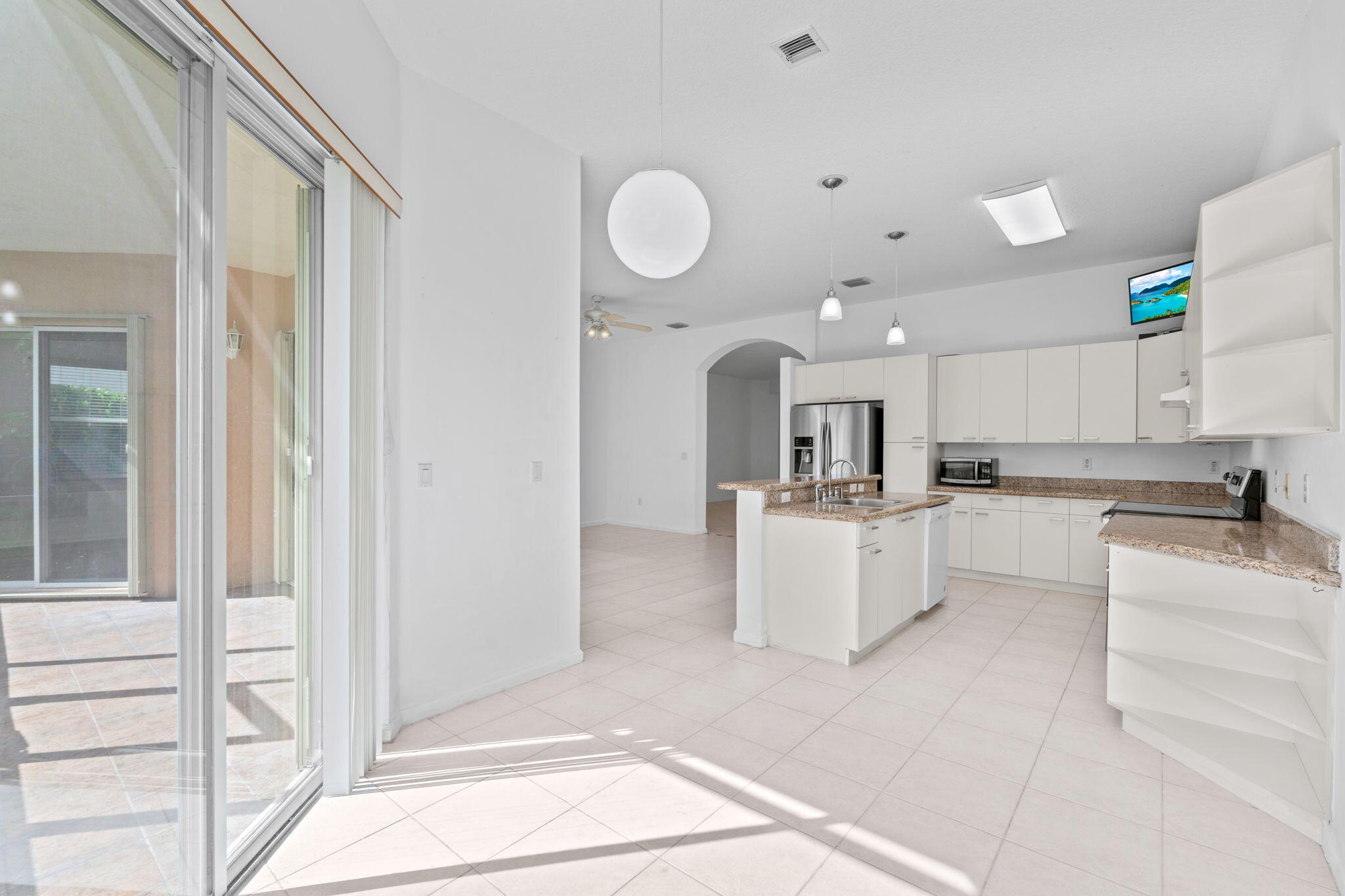 2018 Reston Circle