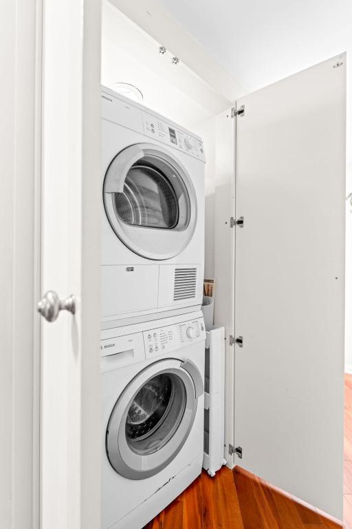 124 Lakeshore Drive 5290