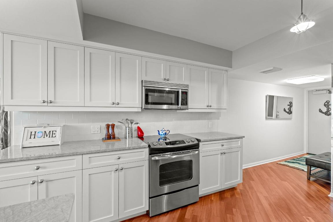 124 Lakeshore Drive 5290