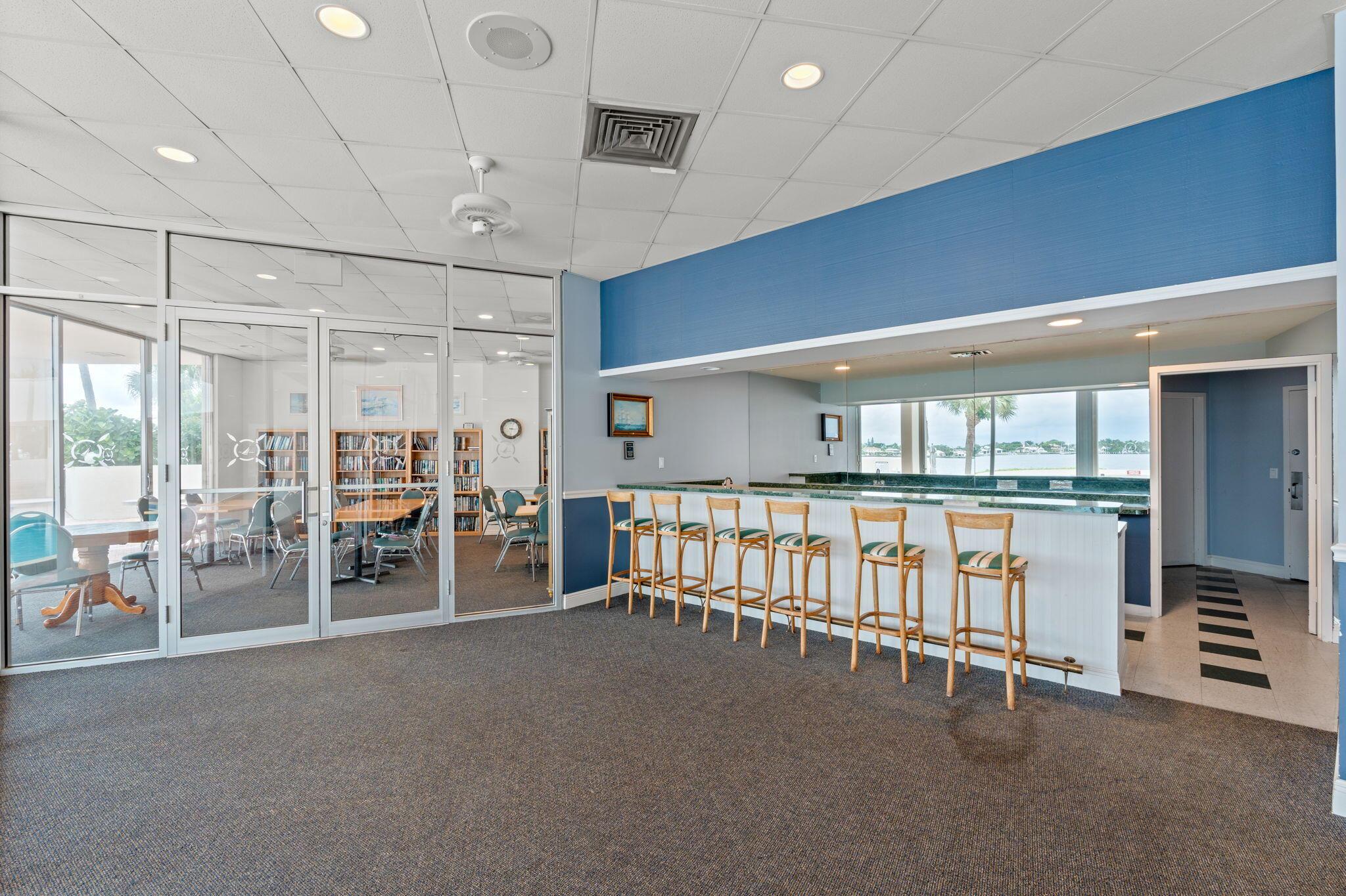 124 Lakeshore Drive 5290