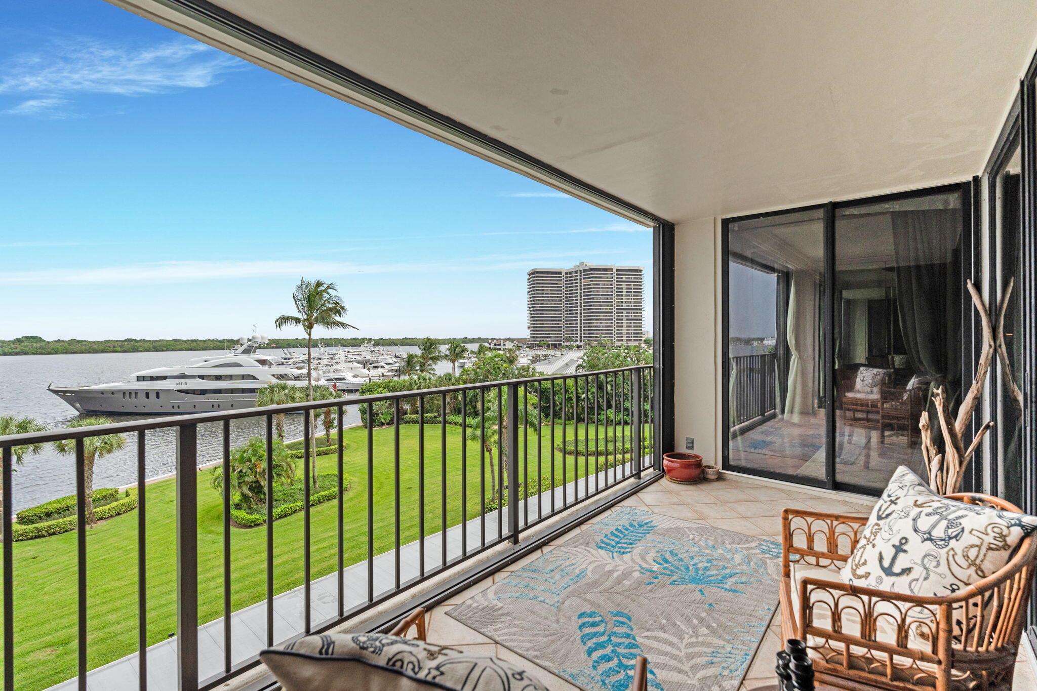 124 Lakeshore Drive 5290