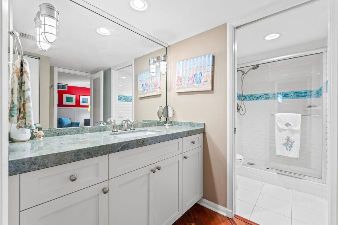 124 Lakeshore Drive 5290