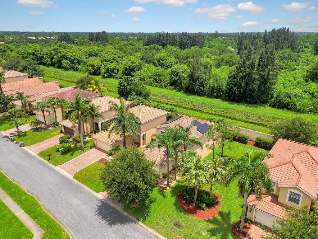 7938 Jewelwood Dr Drive